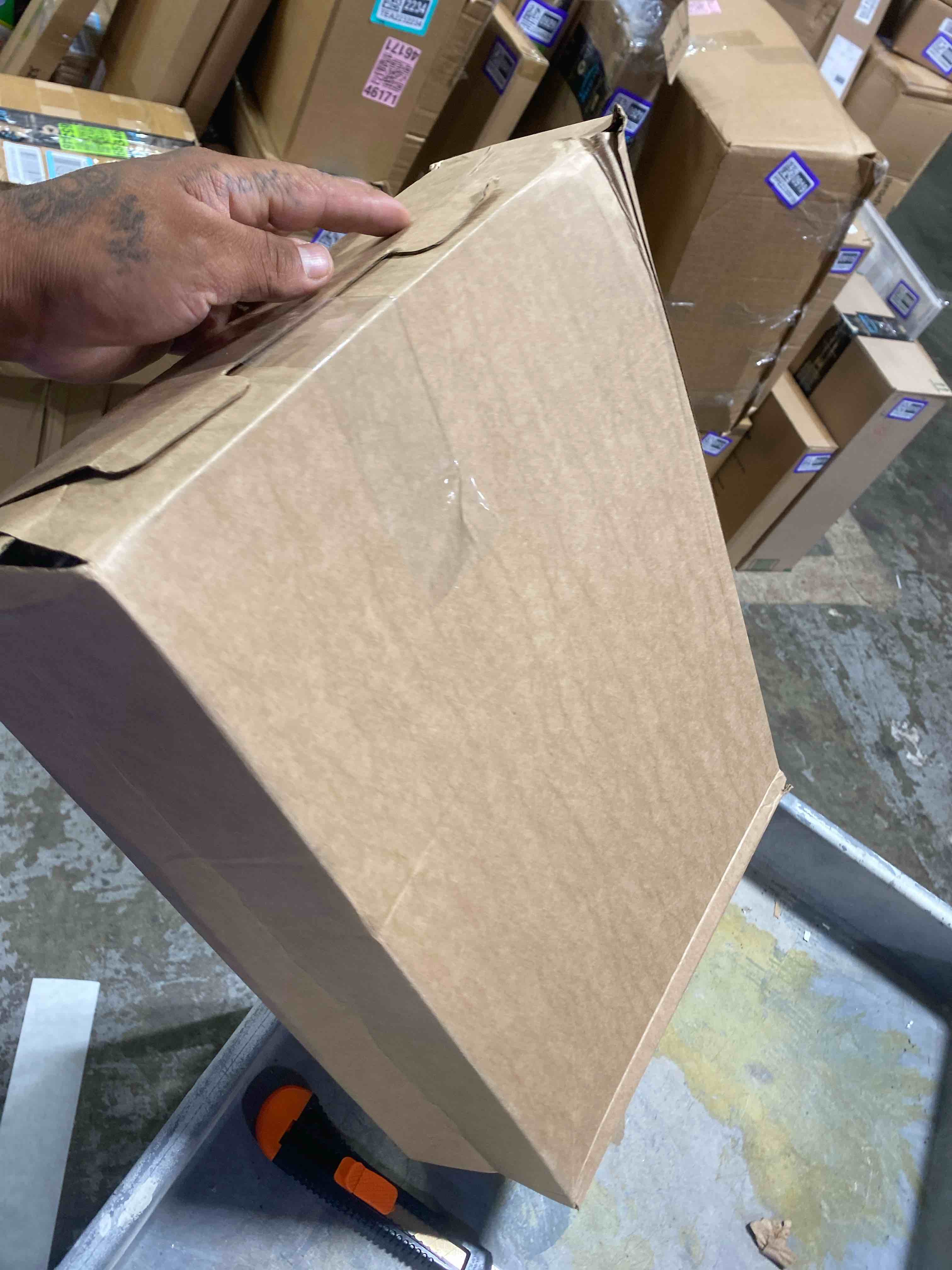 https://s3.amazonaws.com/lotting-images-prod/phillipi/TEA2232236_1752515311978.jpeg