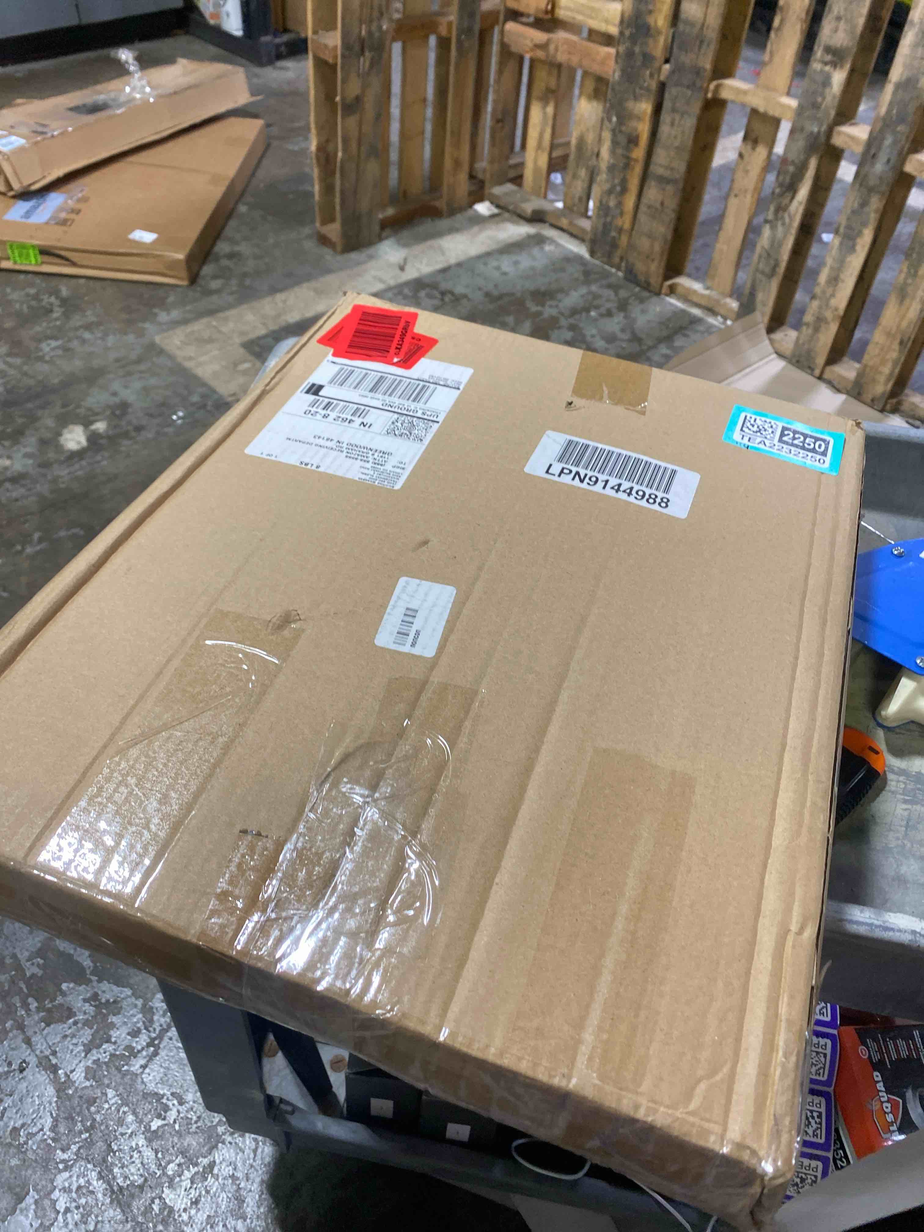 https://s3.amazonaws.com/lotting-images-prod/phillipi/TEA2232250_1752516553057.jpeg