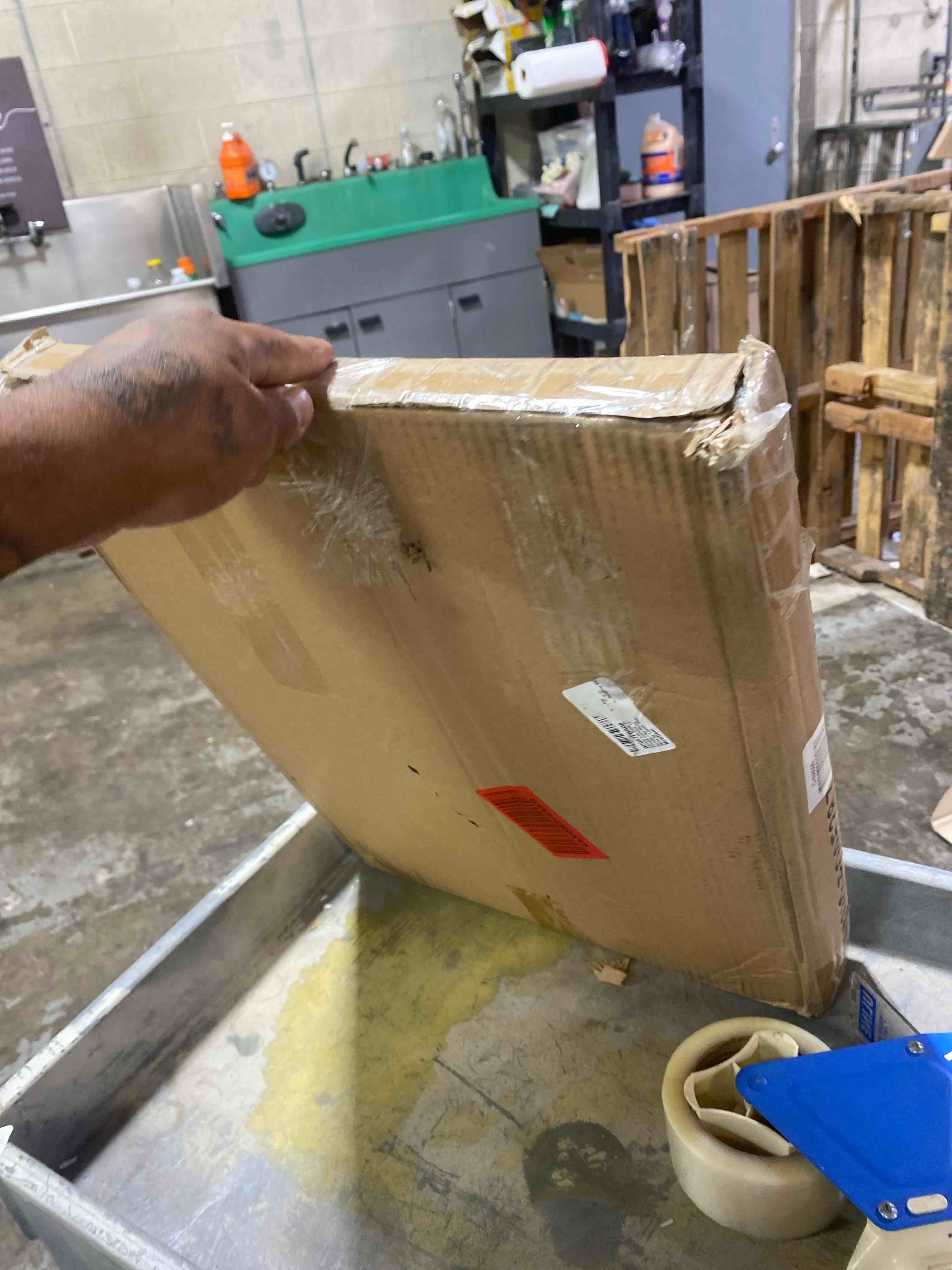 https://s3.amazonaws.com/lotting-images-prod/phillipi/TEA2232250_1752516554768.jpeg