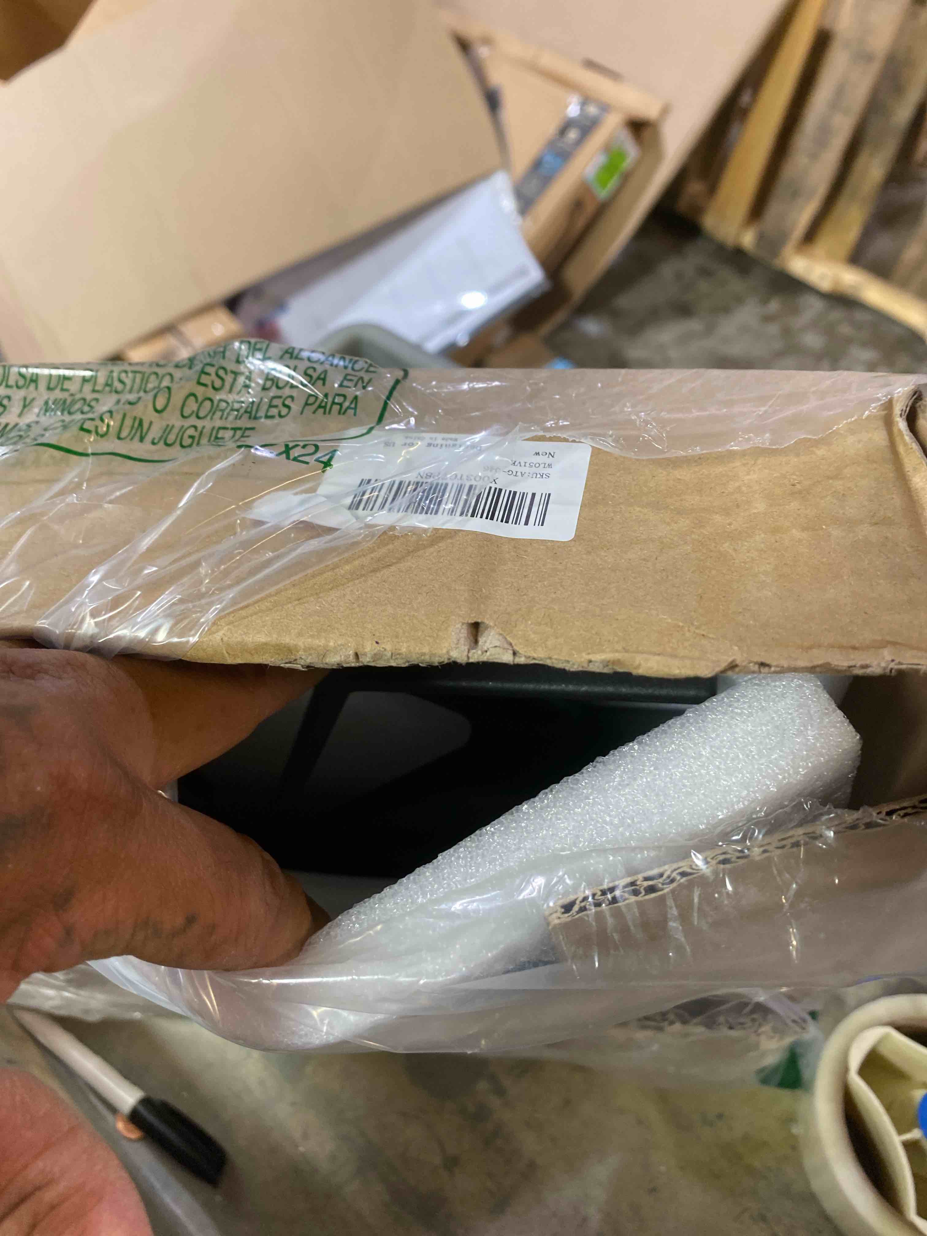 https://s3.amazonaws.com/lotting-images-prod/phillipi/TEA2232287_1752593605584.jpeg