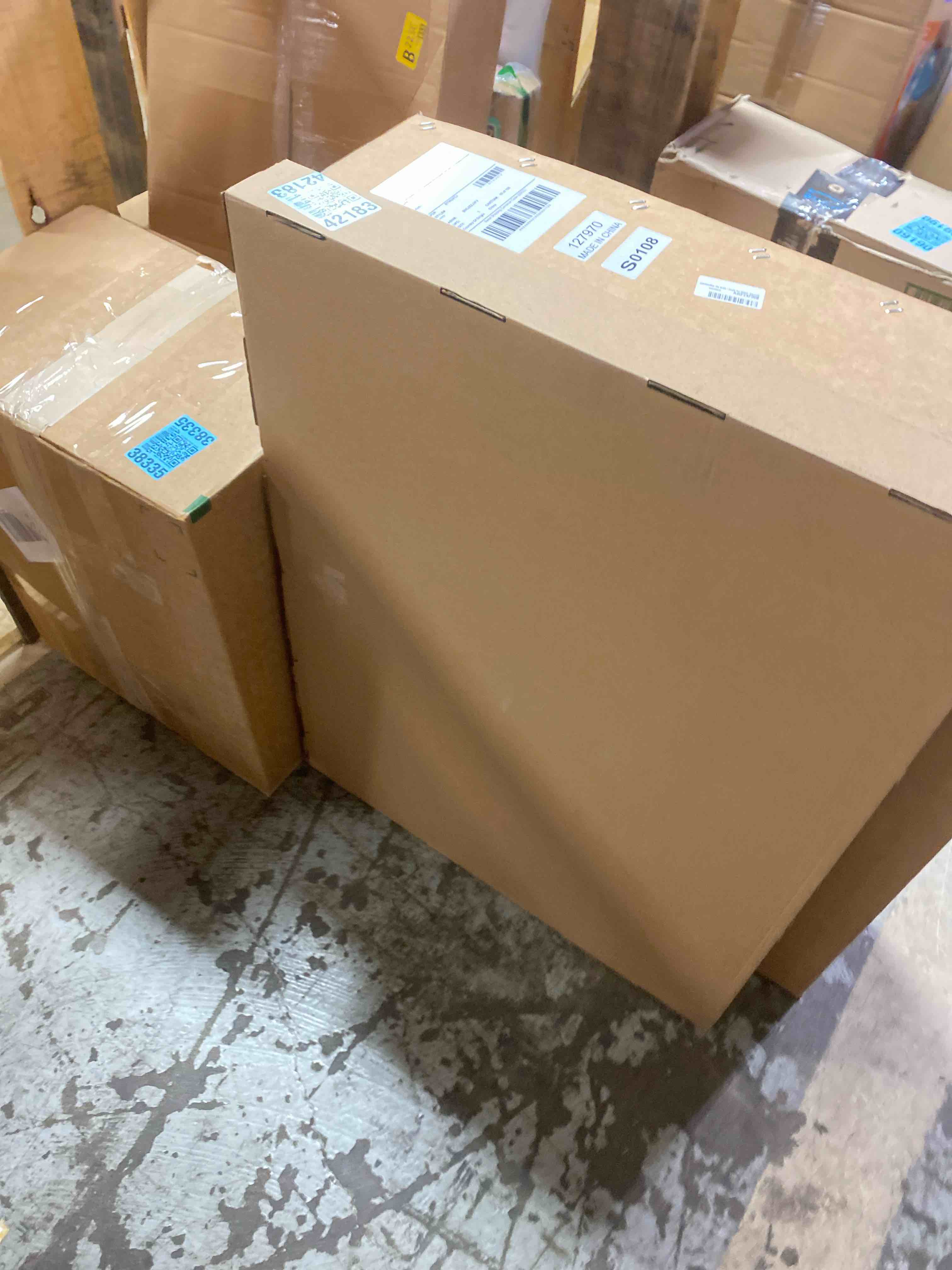 https://s3.amazonaws.com/lotting-images-prod/phillipi/TEA2232293_1752594277332.jpeg