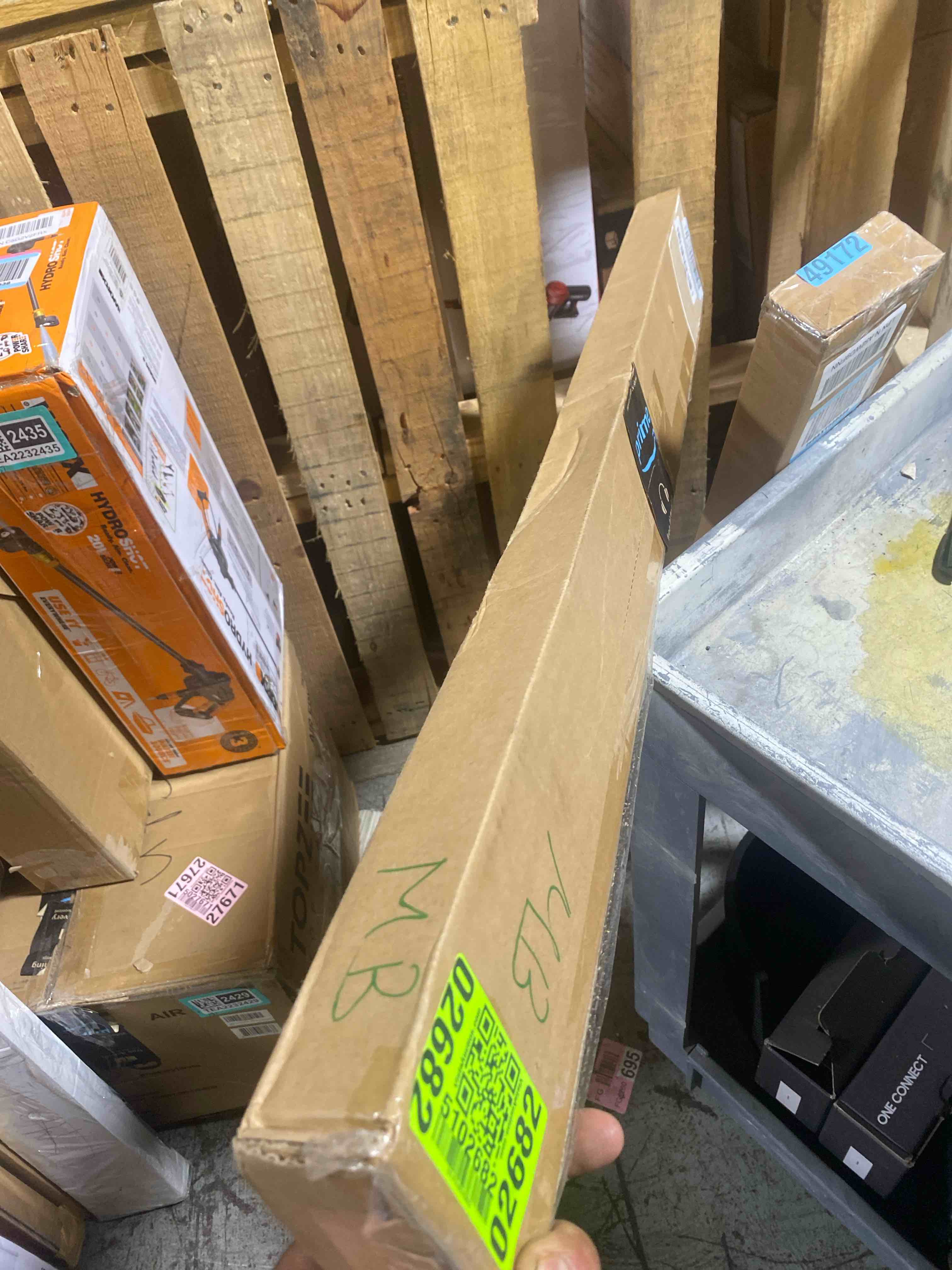 https://s3.amazonaws.com/lotting-images-prod/phillipi/TEA2232441_1752783991392.jpeg