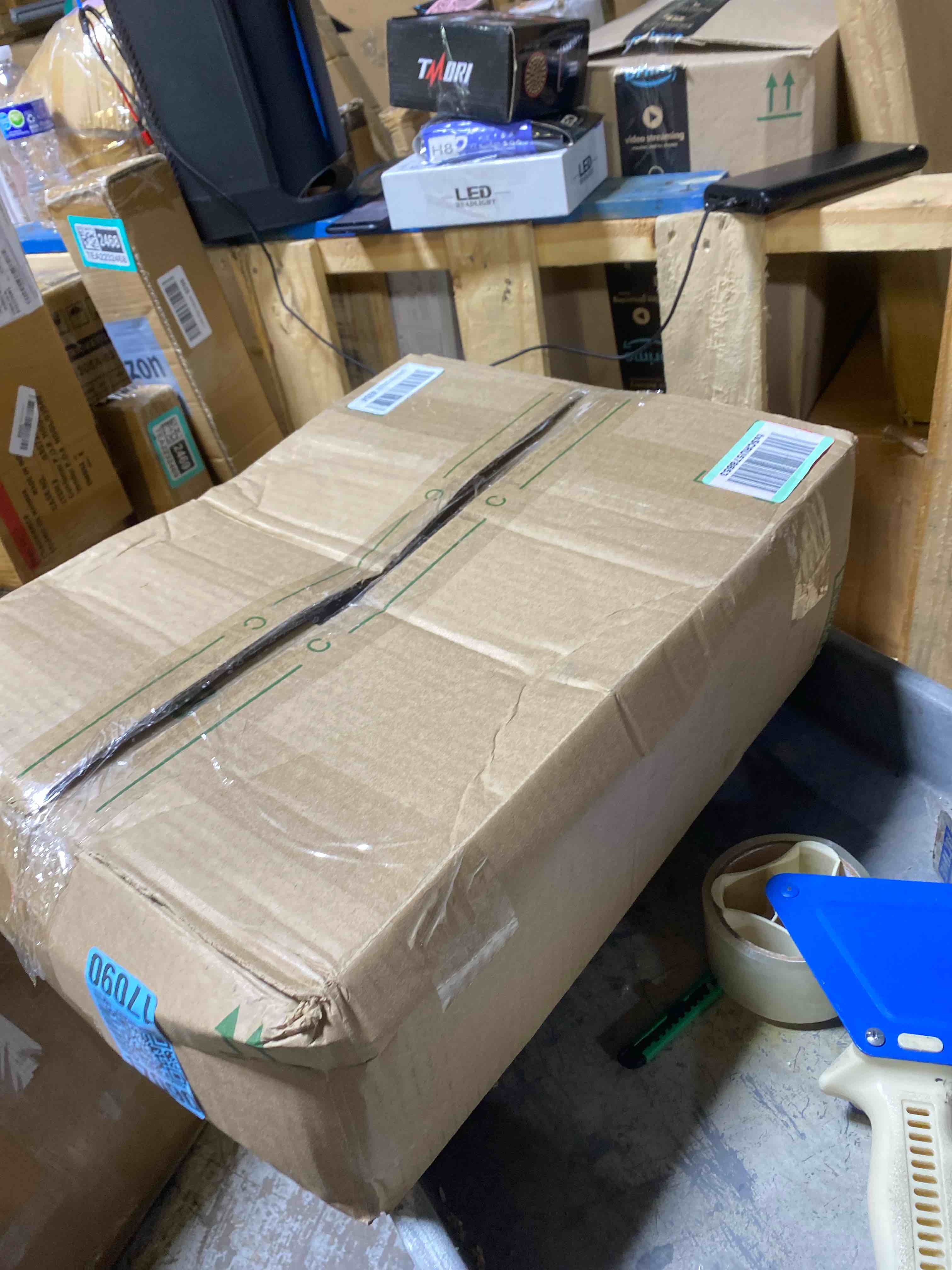 https://s3.amazonaws.com/lotting-images-prod/phillipi/TEA2232484_1752868475924.jpeg