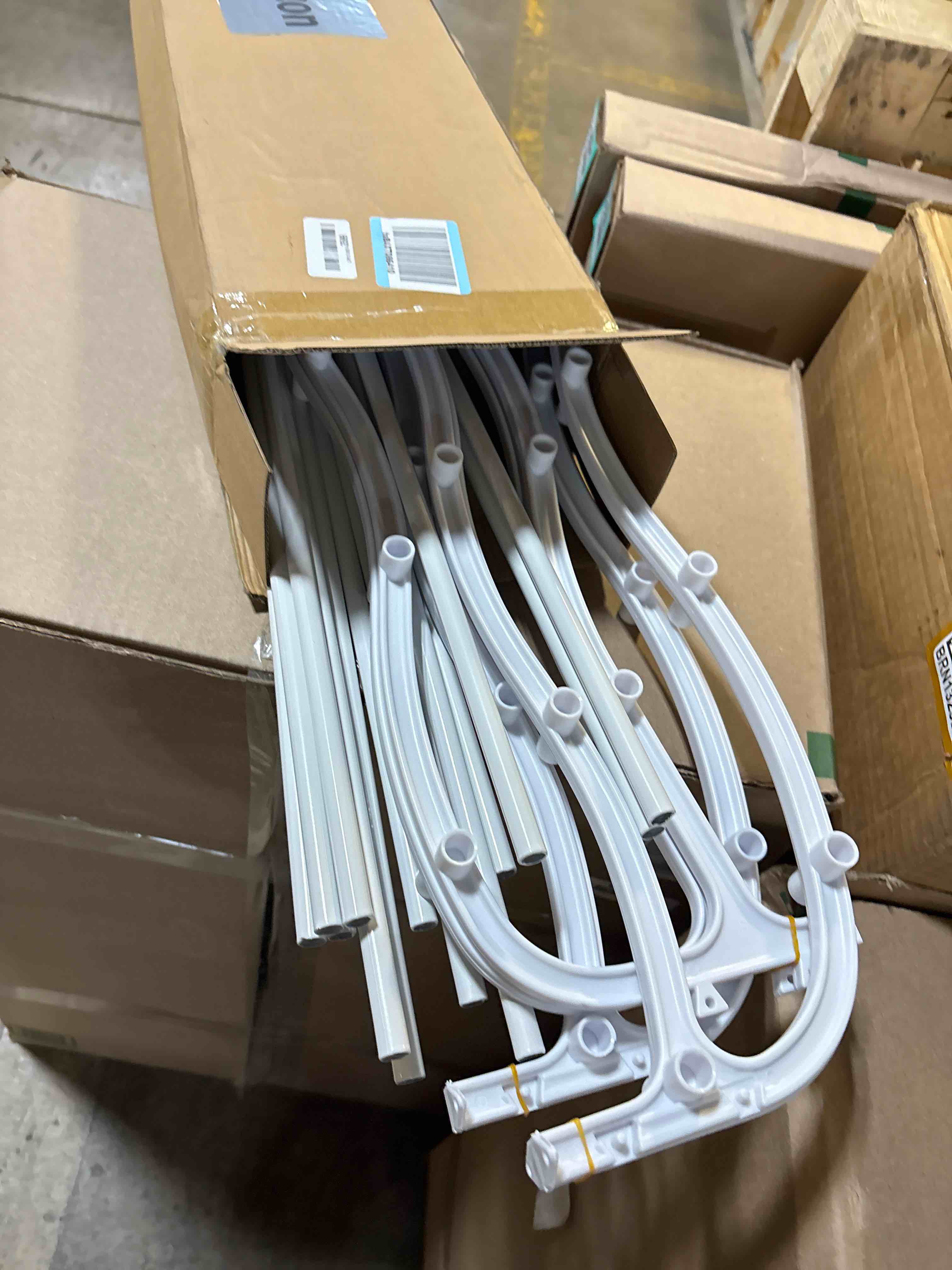 https://s3.amazonaws.com/lotting-images-prod/phillipi/TEA2232512_1755620772052.jpeg