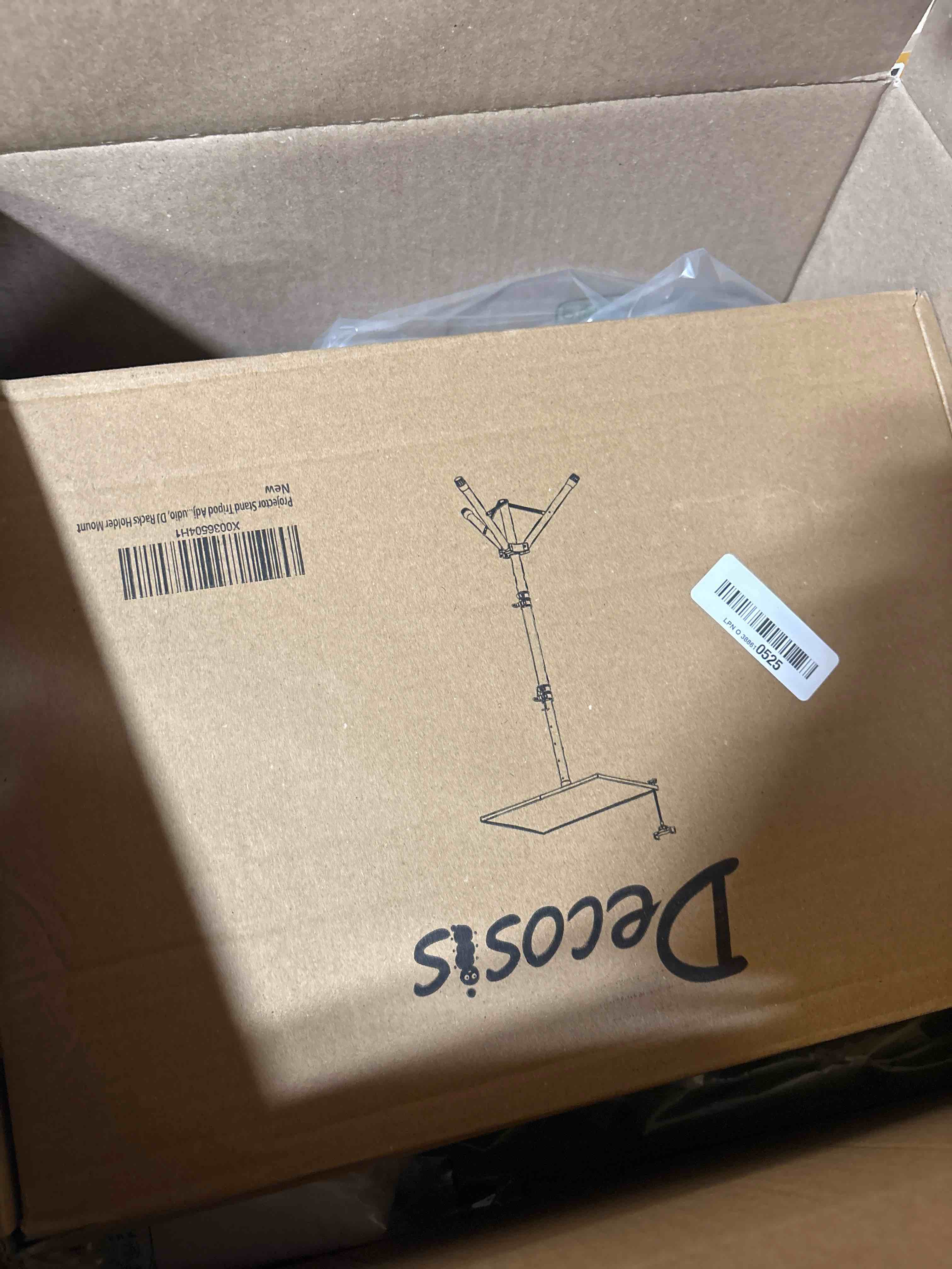 https://s3.amazonaws.com/lotting-images-prod/phillipi/TEA2232525_1755626972659.jpeg