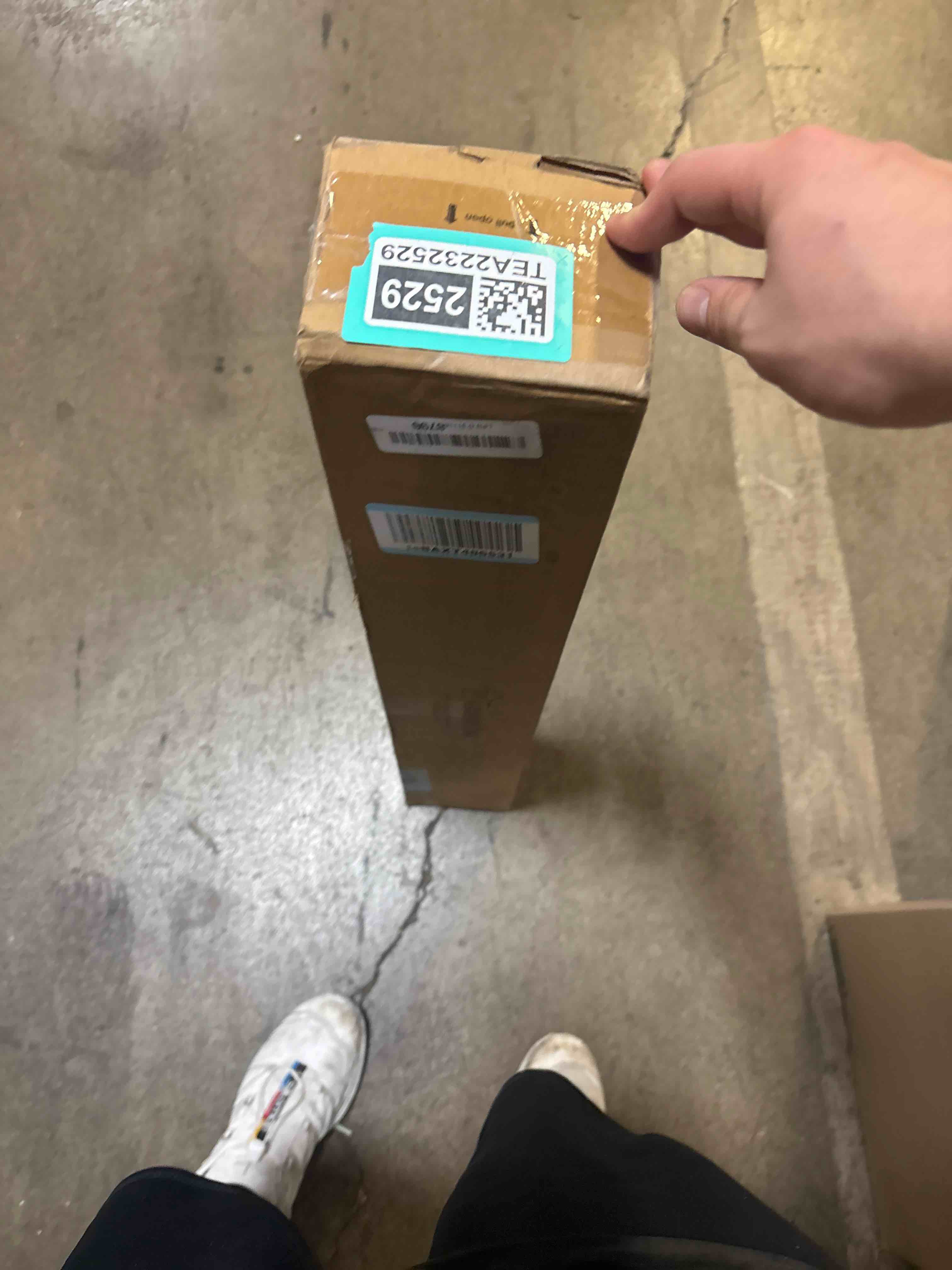 https://s3.amazonaws.com/lotting-images-prod/phillipi/TEA2232529_1755628311545.jpeg