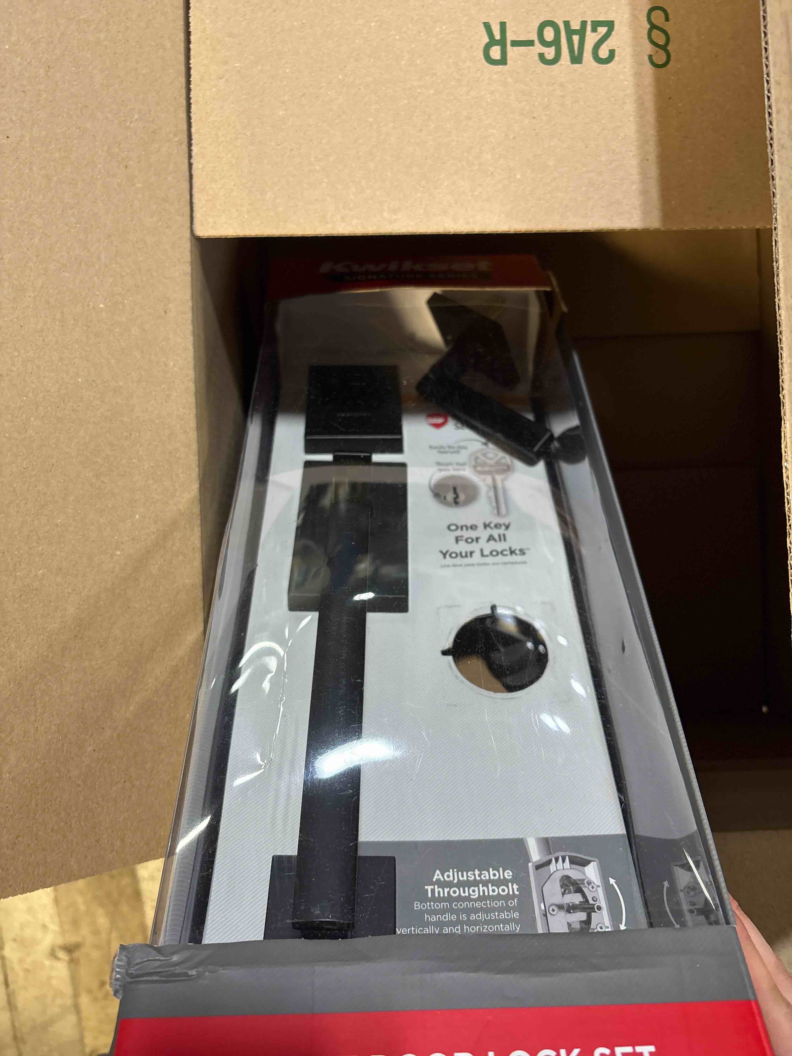 https://s3.amazonaws.com/lotting-images-prod/phillipi/TEA2232563_1755700962283.jpeg