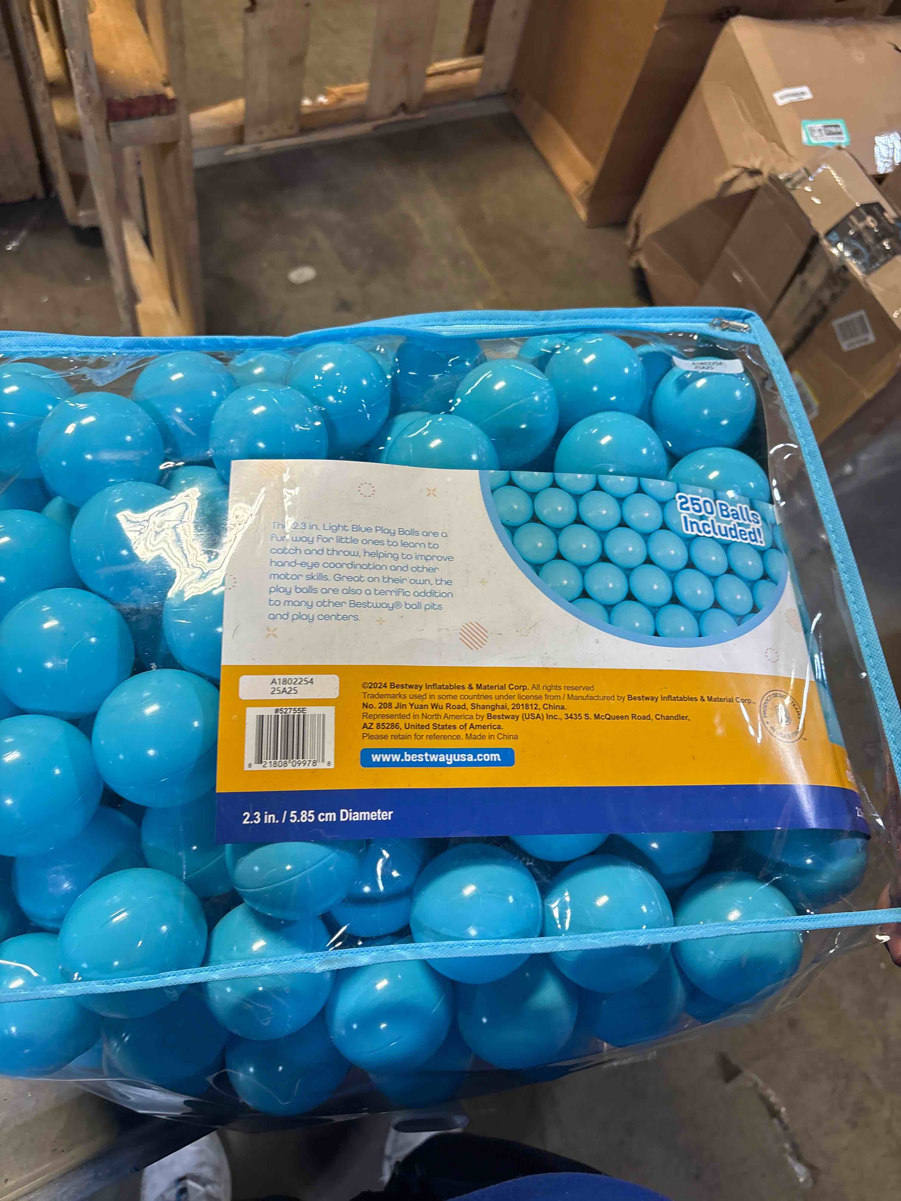 https://s3.amazonaws.com/lotting-images-prod/phillipi/TEA2232570_1755704079547.jpeg