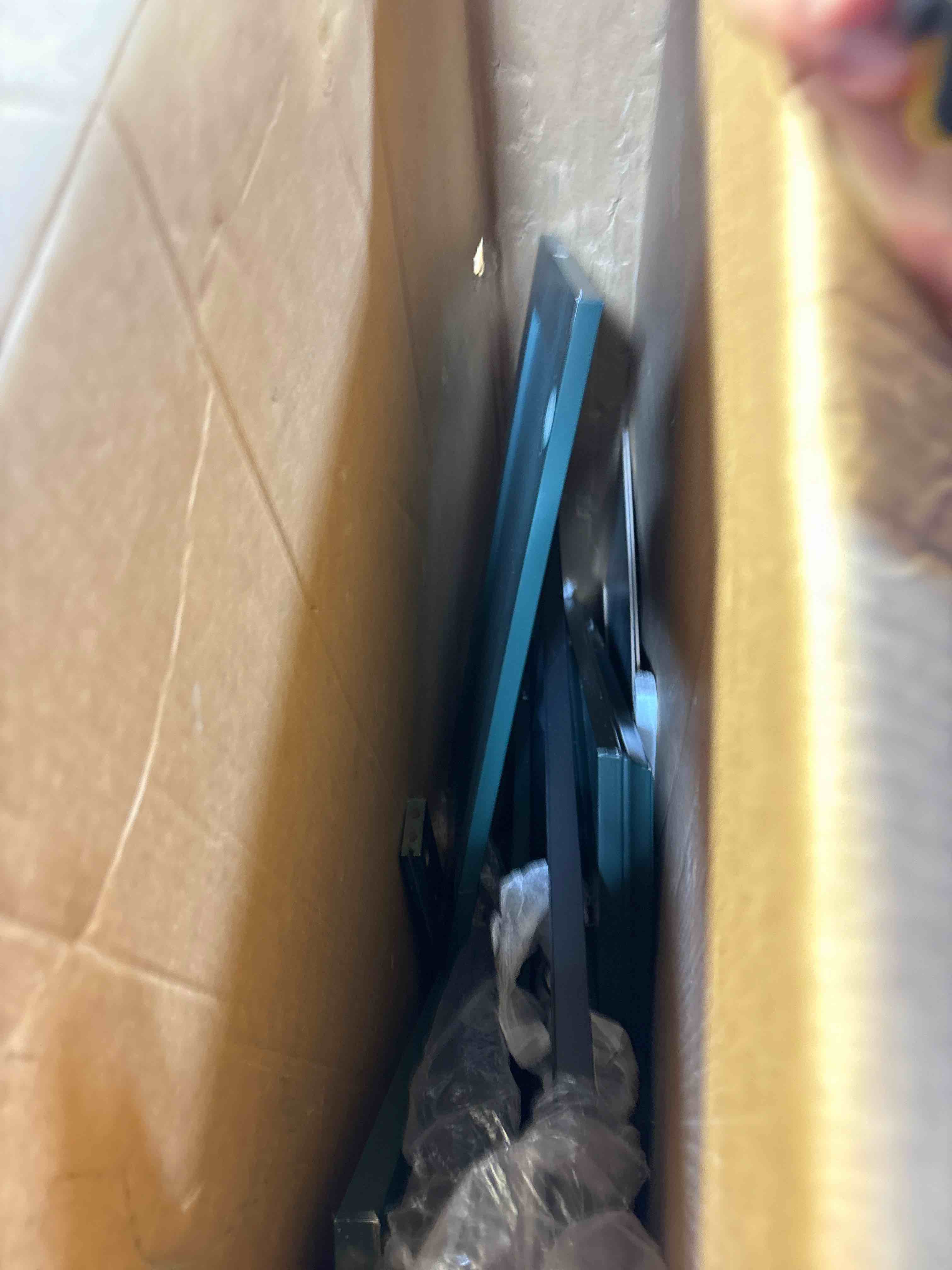 https://s3.amazonaws.com/lotting-images-prod/phillipi/TEA2232574_1755705495189.jpeg