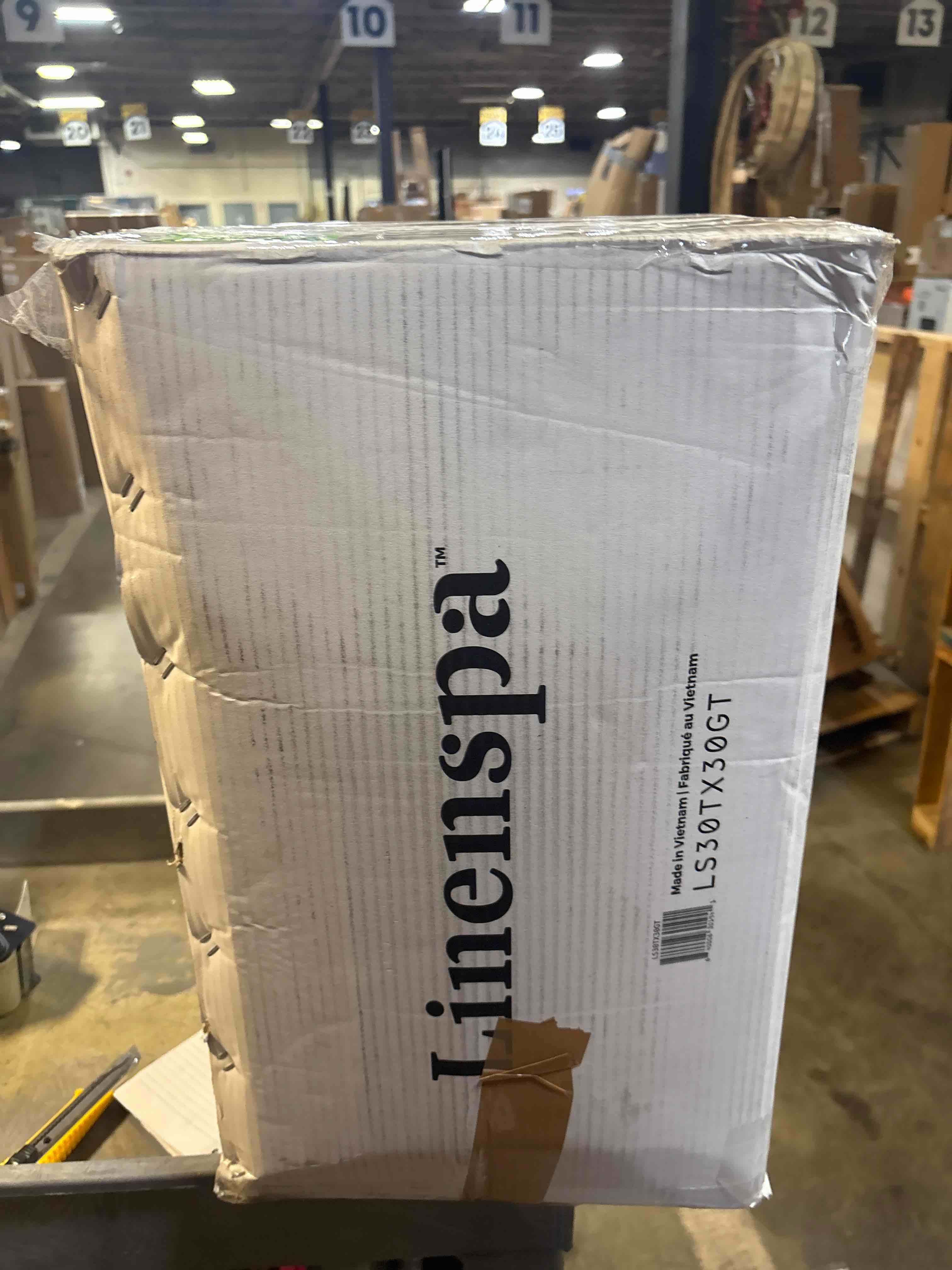 https://s3.amazonaws.com/lotting-images-prod/phillipi/TEA2232602_1755870400777.jpeg