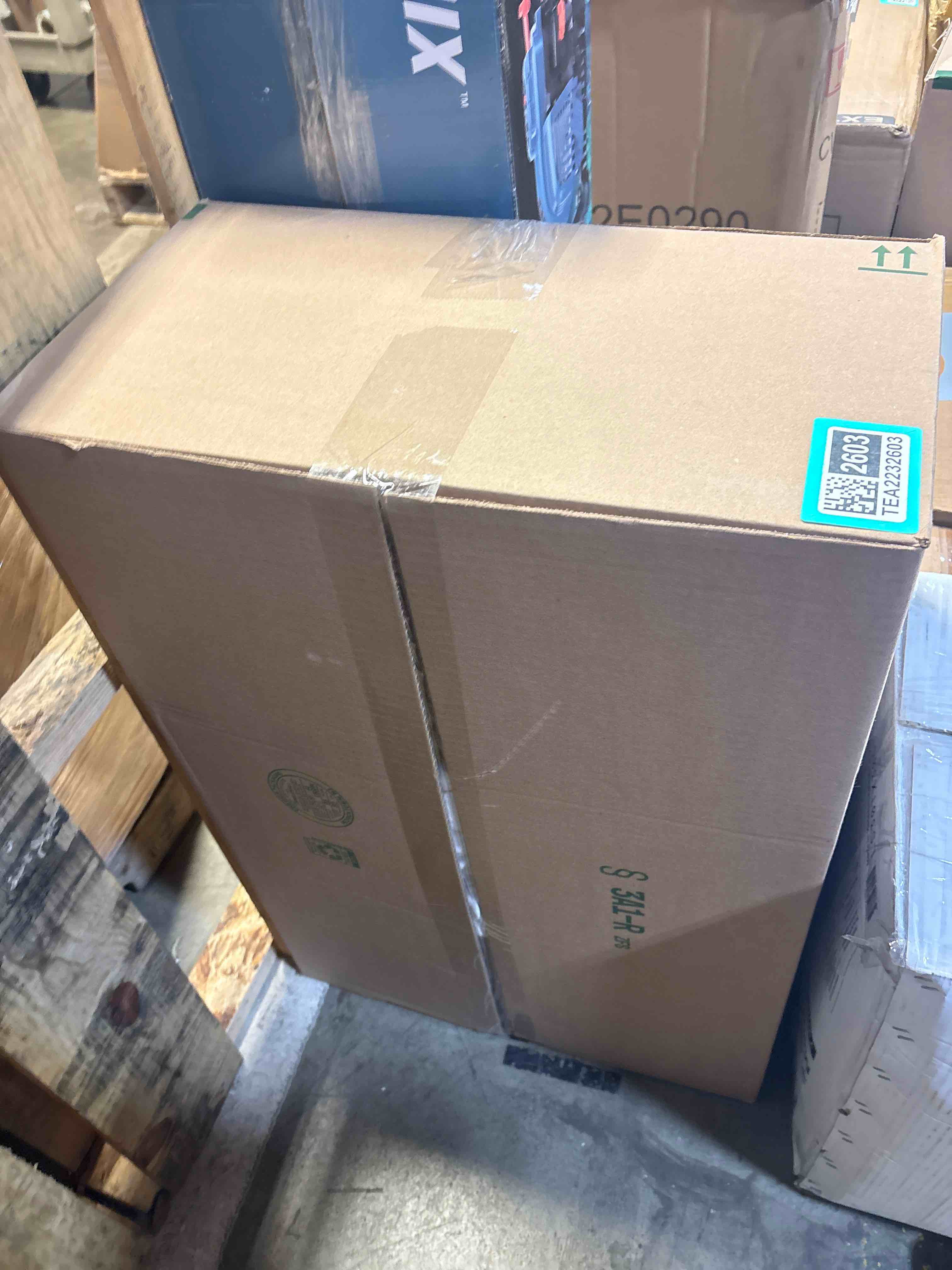 https://s3.amazonaws.com/lotting-images-prod/phillipi/TEA2232603_1755870608061.jpeg