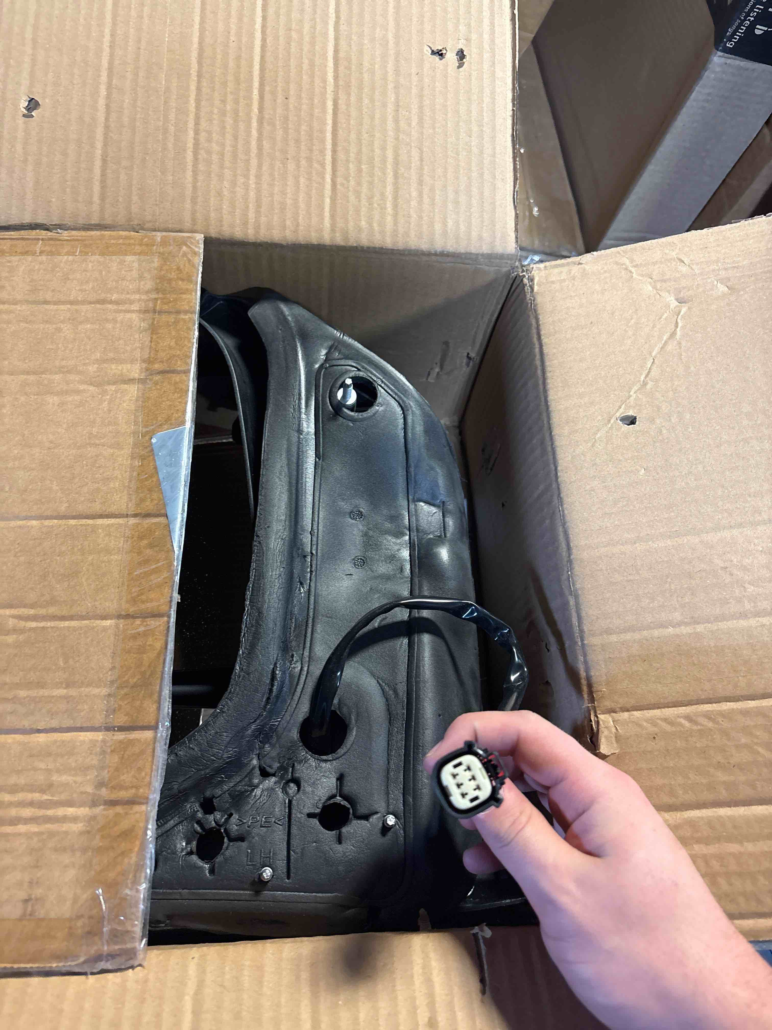 https://s3.amazonaws.com/lotting-images-prod/phillipi/TEA2232618_1755874552483.jpeg