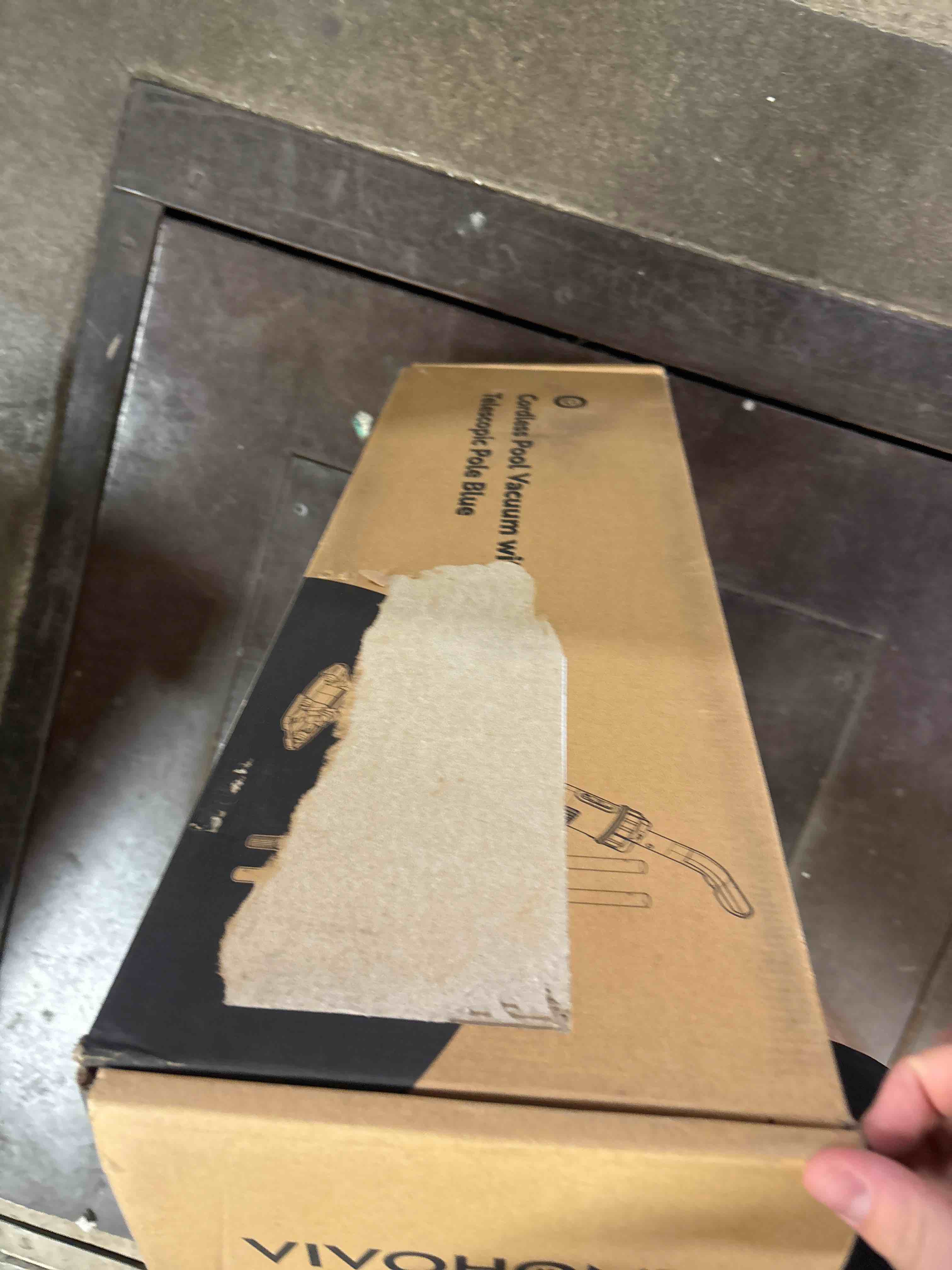 https://s3.amazonaws.com/lotting-images-prod/phillipi/TEA2232660_1756313212856.jpeg