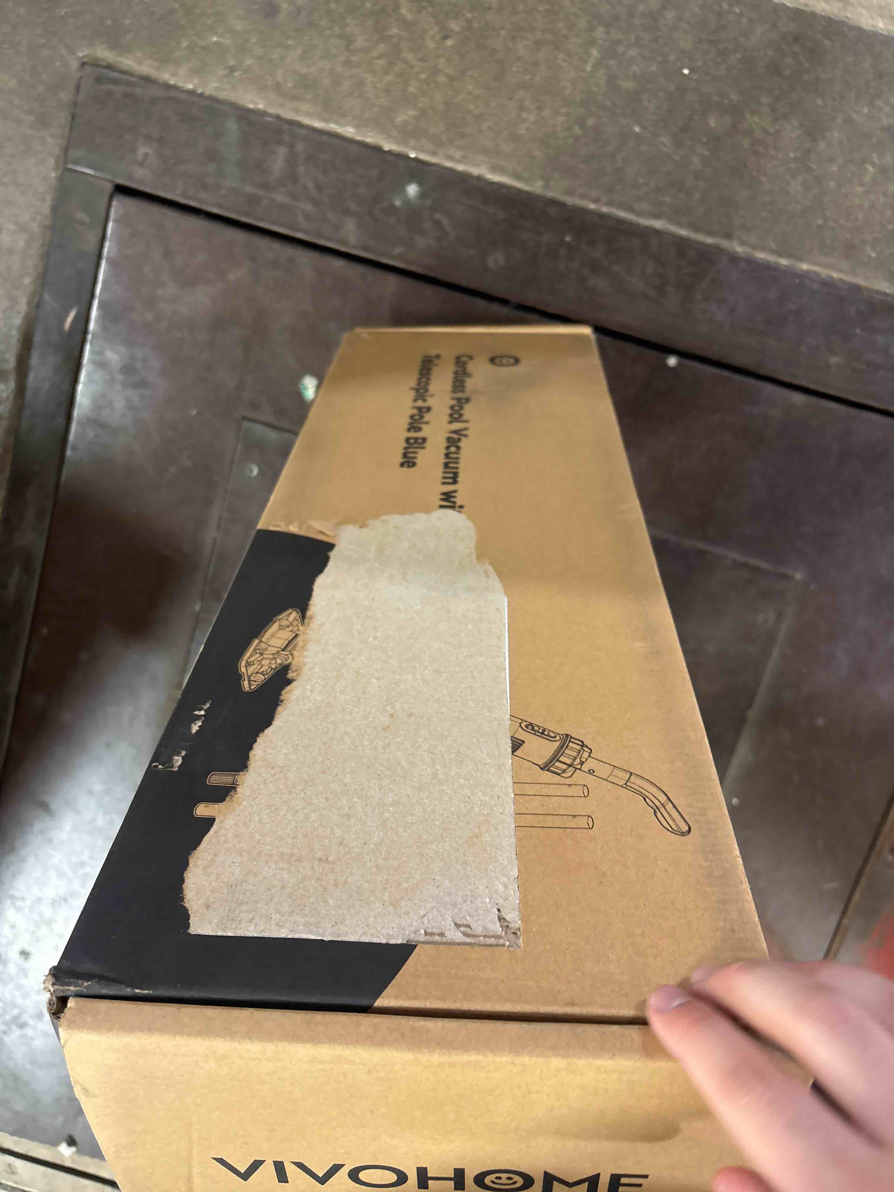 https://s3.amazonaws.com/lotting-images-prod/phillipi/TEA2232660_1756313213662.jpeg