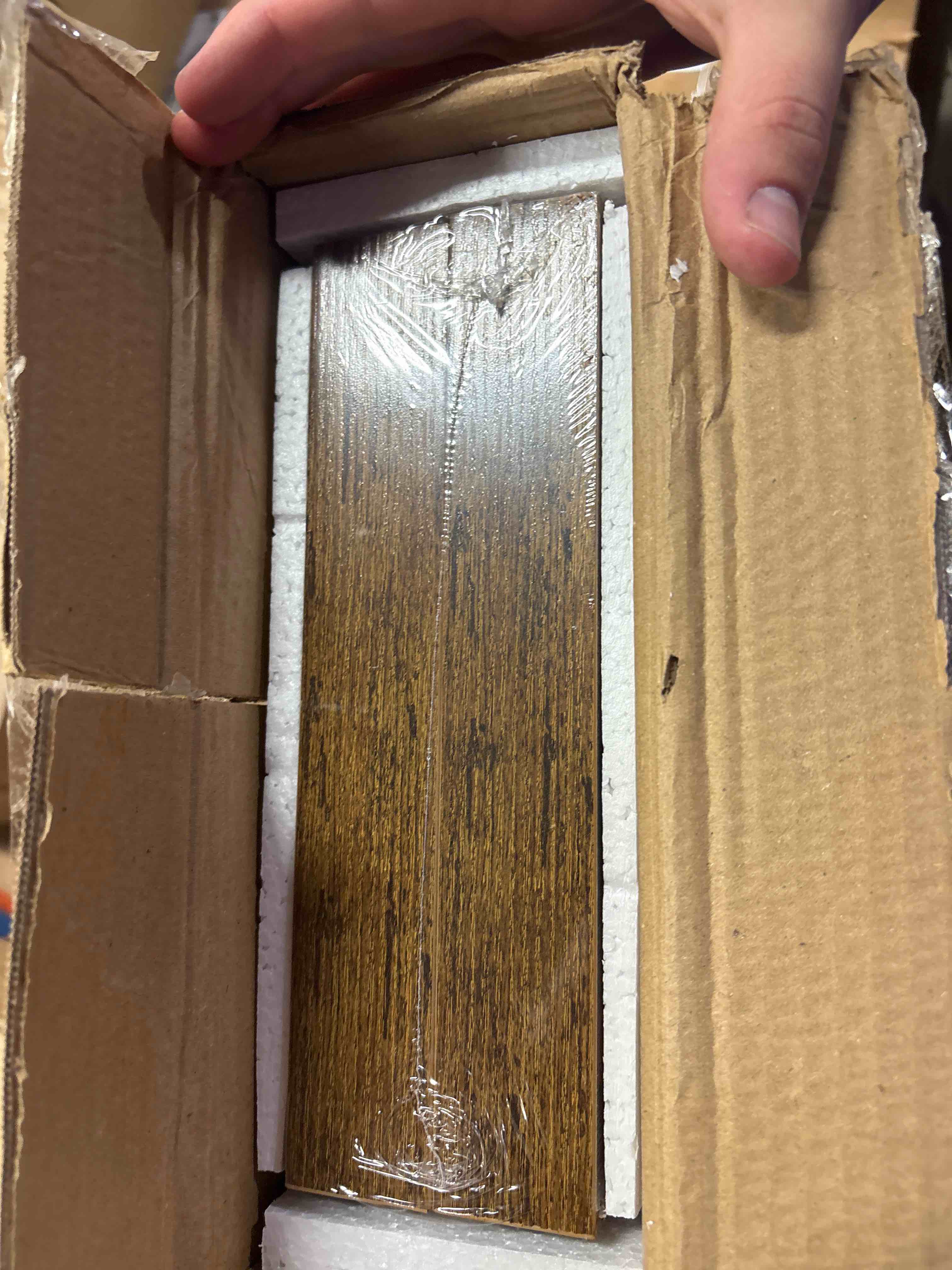 https://s3.amazonaws.com/lotting-images-prod/phillipi/TEA2232669_1756314497627.jpeg