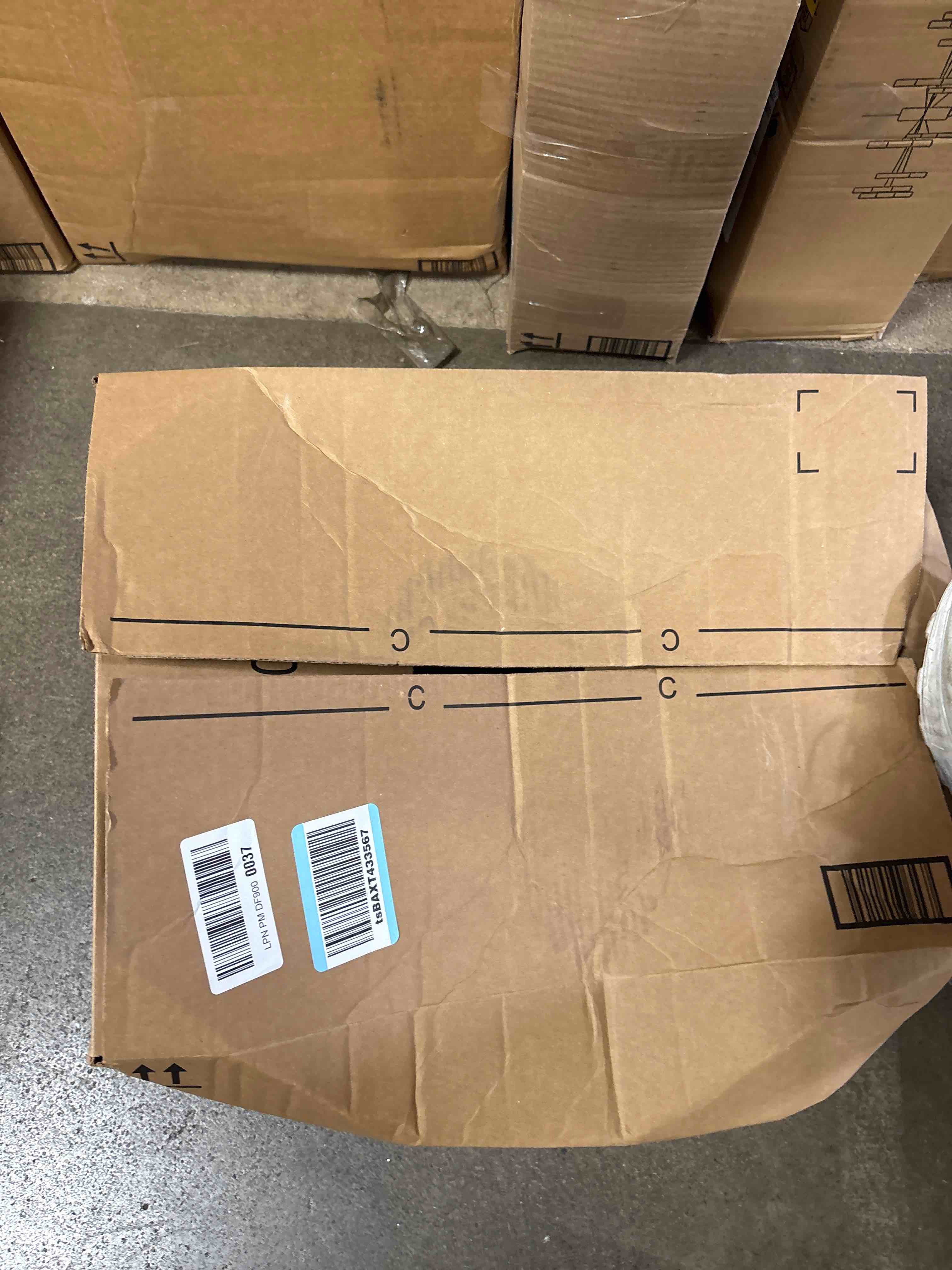 https://s3.amazonaws.com/lotting-images-prod/phillipi/TEA2232683_1756318274367.jpeg