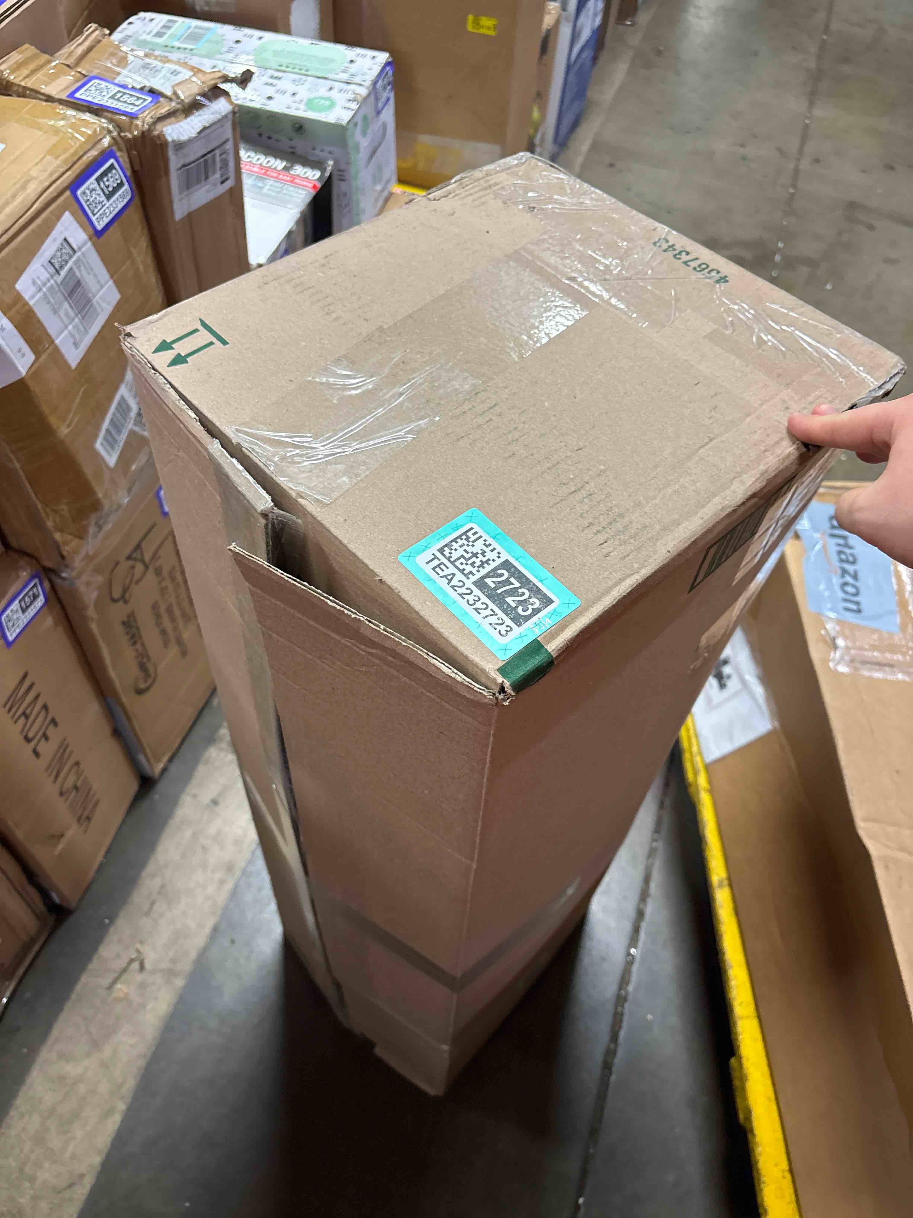 https://s3.amazonaws.com/lotting-images-prod/phillipi/TEA2232723_1756501803749.jpeg
