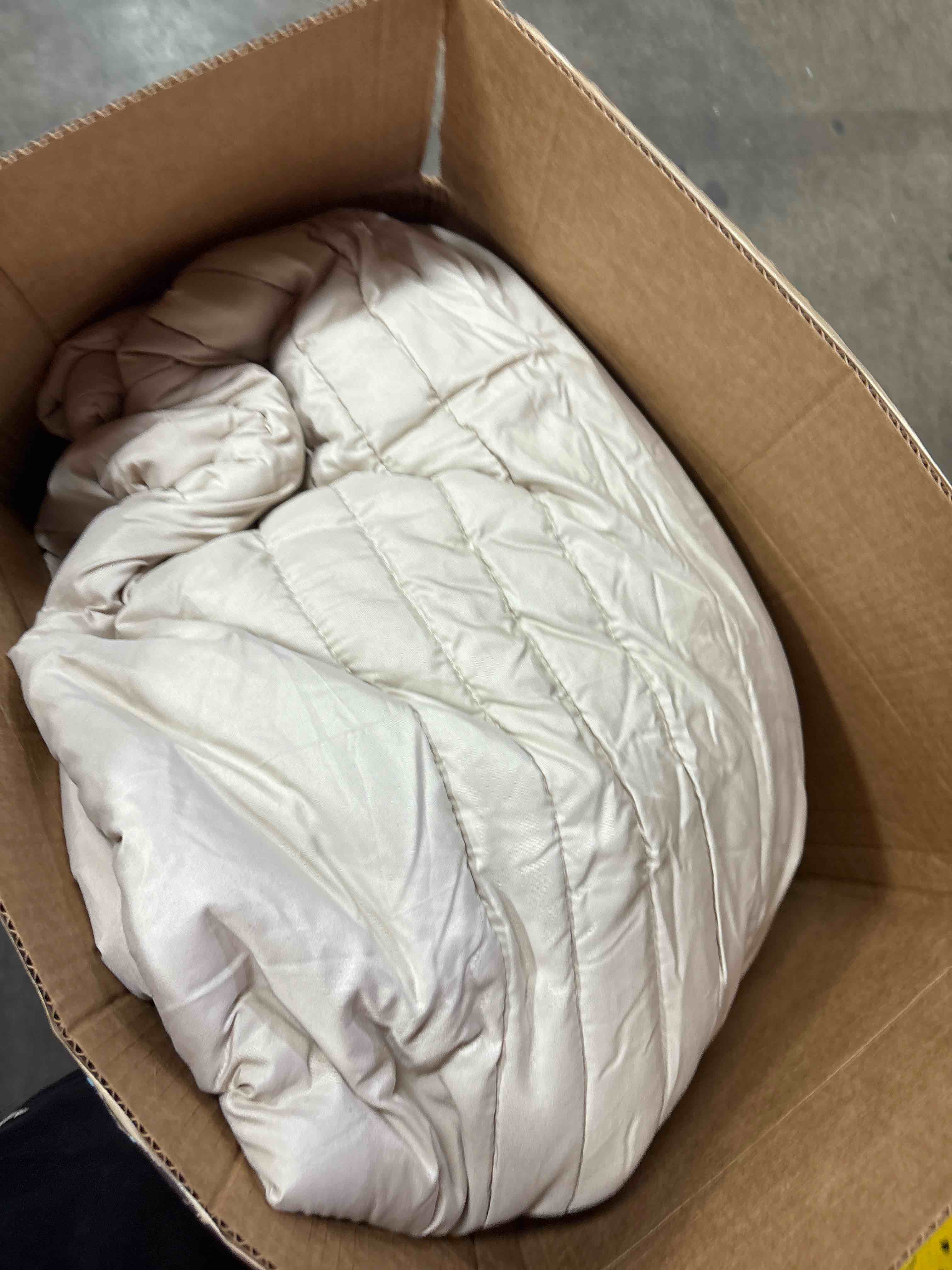 https://s3.amazonaws.com/lotting-images-prod/phillipi/TEA2232746_1756496088702.jpeg