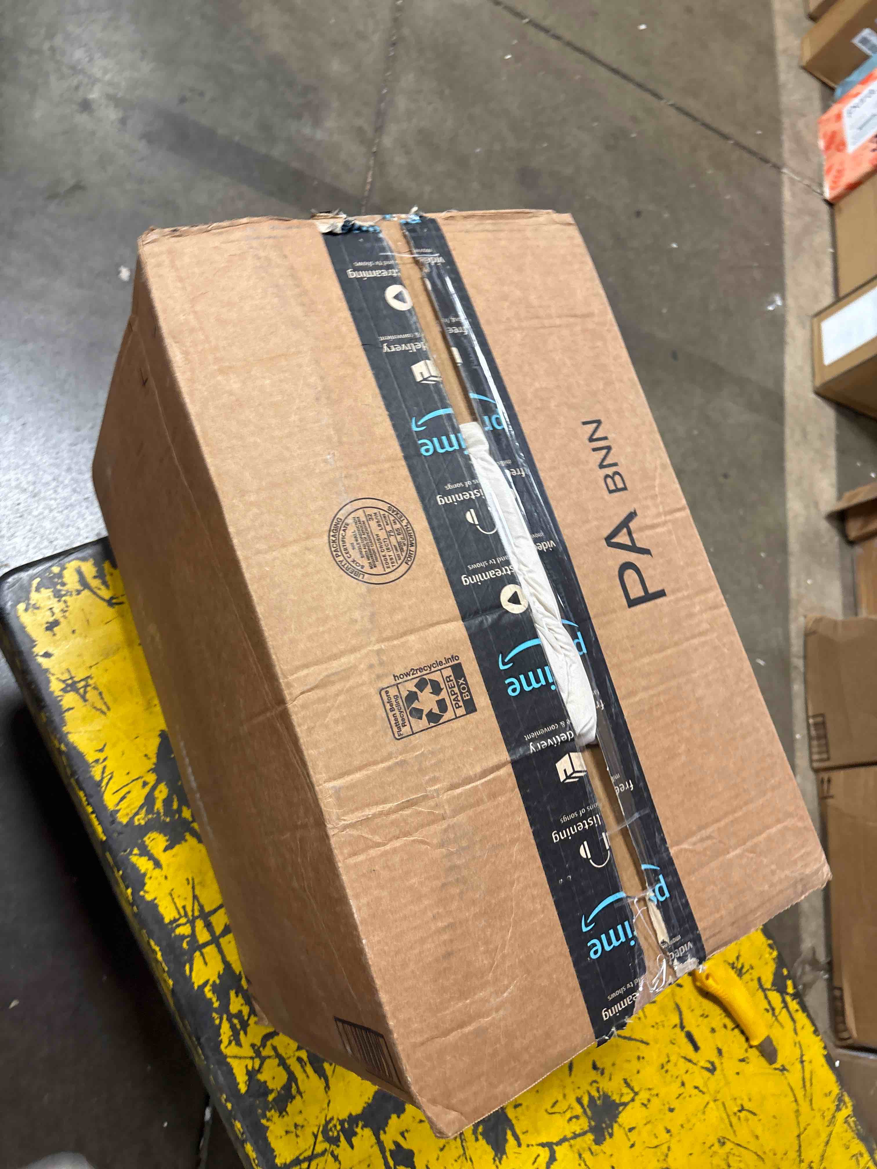 https://s3.amazonaws.com/lotting-images-prod/phillipi/TEA2232746_1756496125713.jpeg