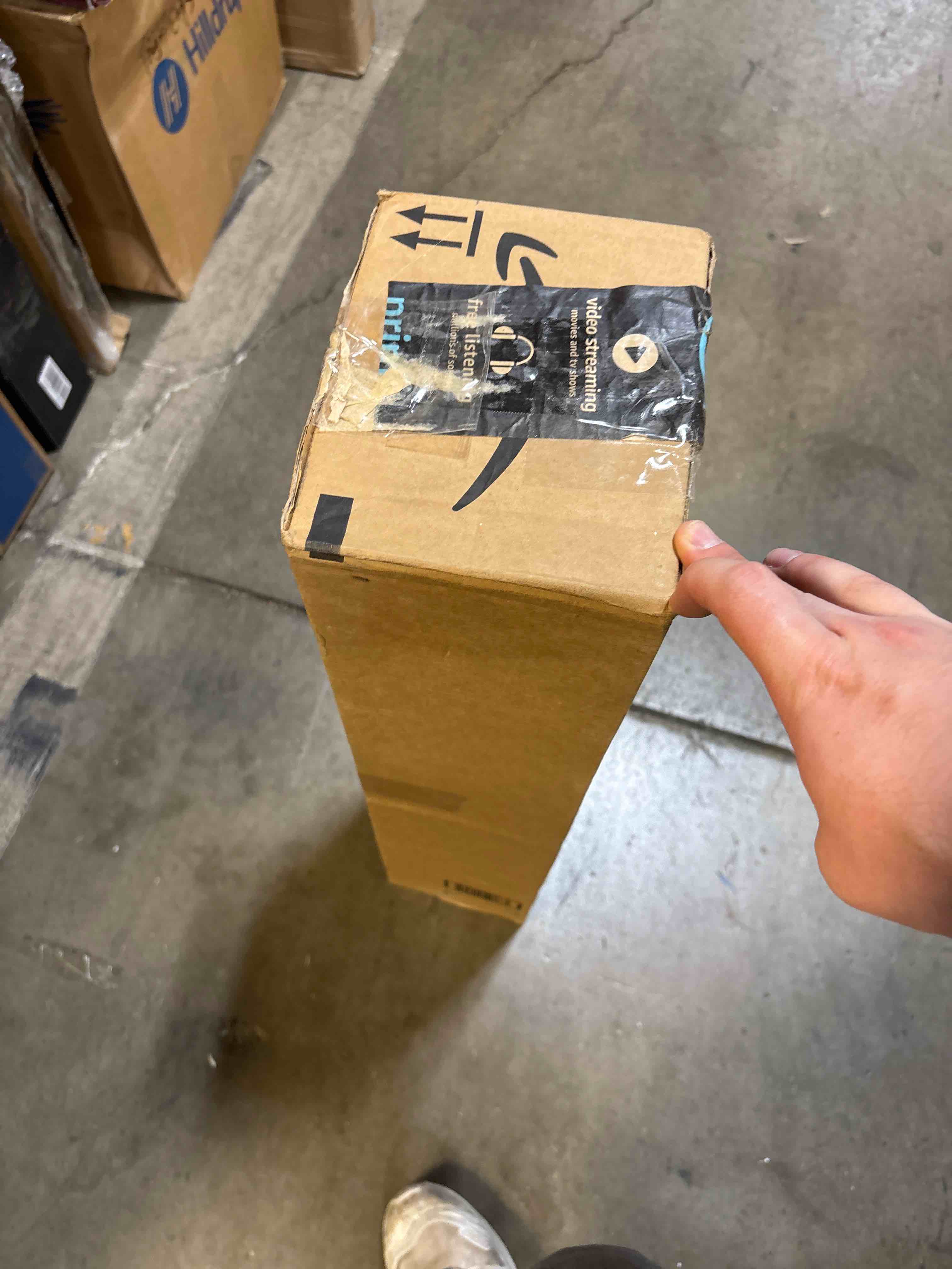 https://s3.amazonaws.com/lotting-images-prod/phillipi/TEA2232762_1756912831162.jpeg