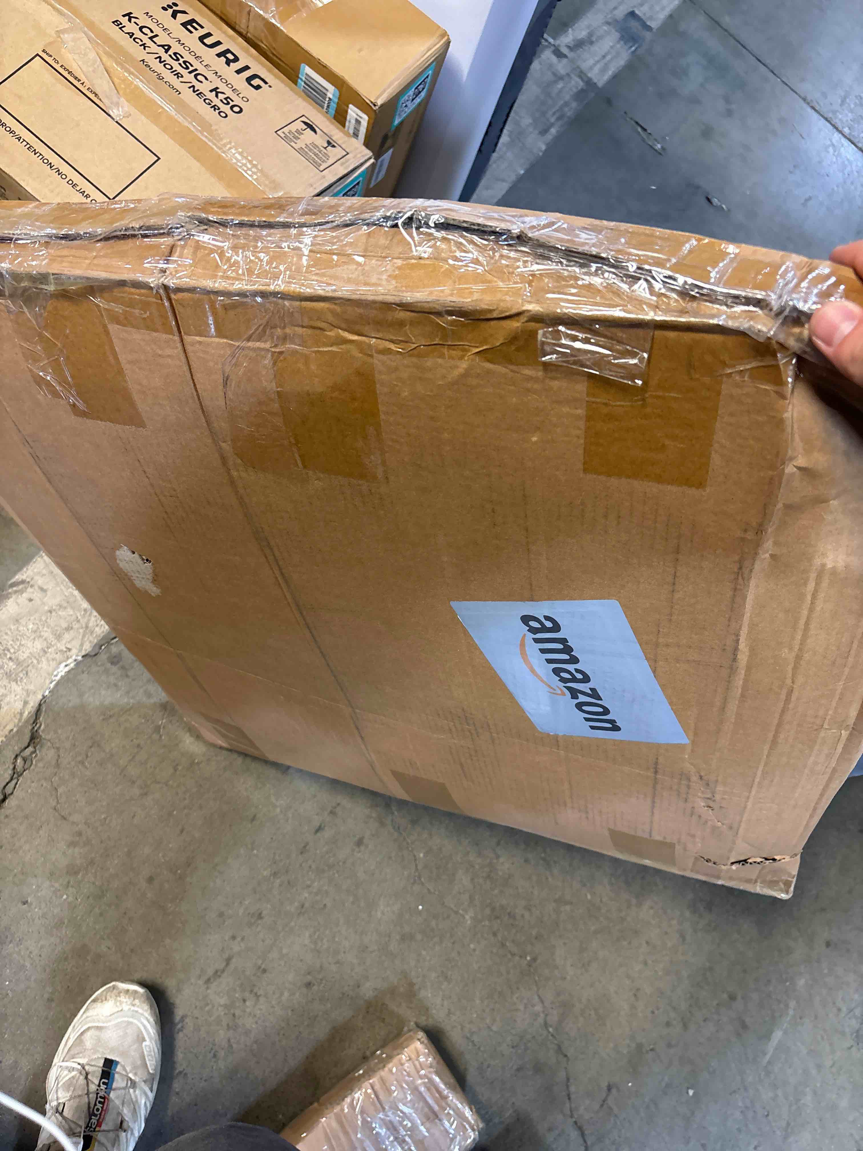 https://s3.amazonaws.com/lotting-images-prod/phillipi/TEA2232772_1756916934968.jpeg