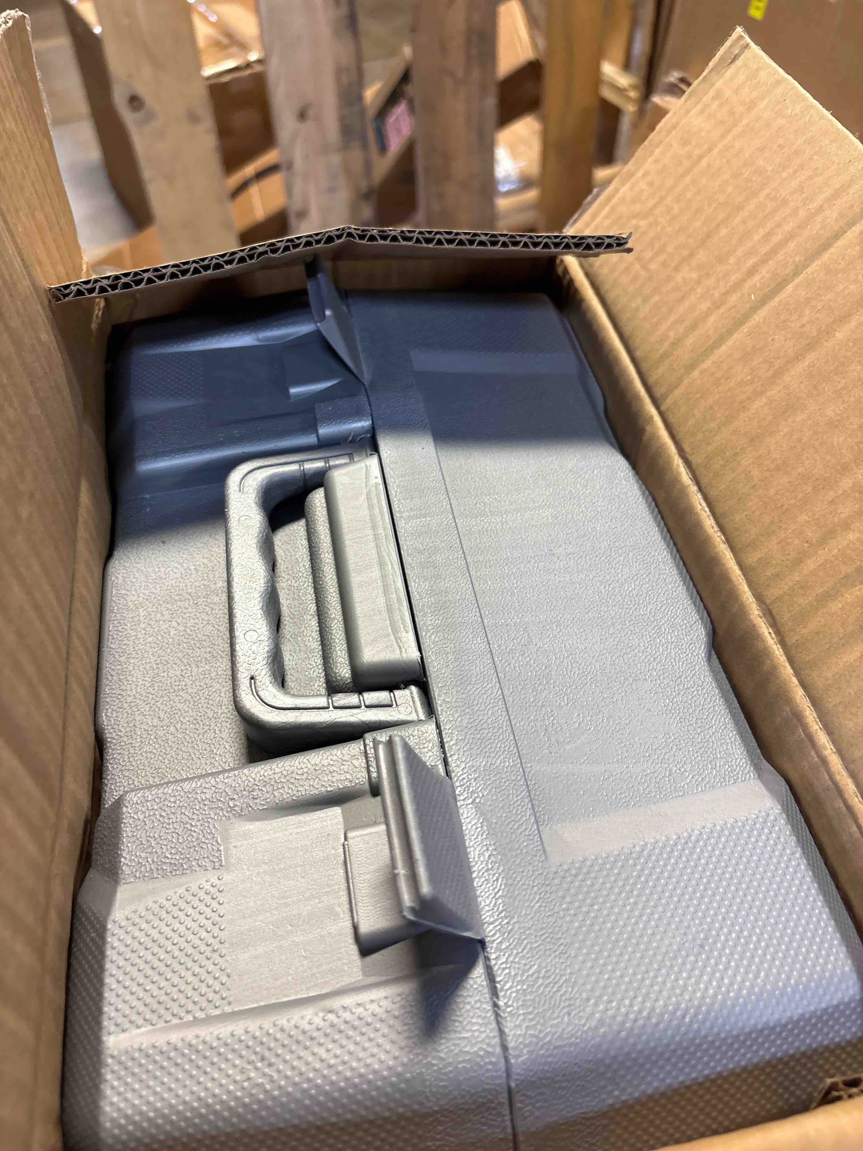 https://s3.amazonaws.com/lotting-images-prod/phillipi/TEA2232794_1756919947902.jpeg