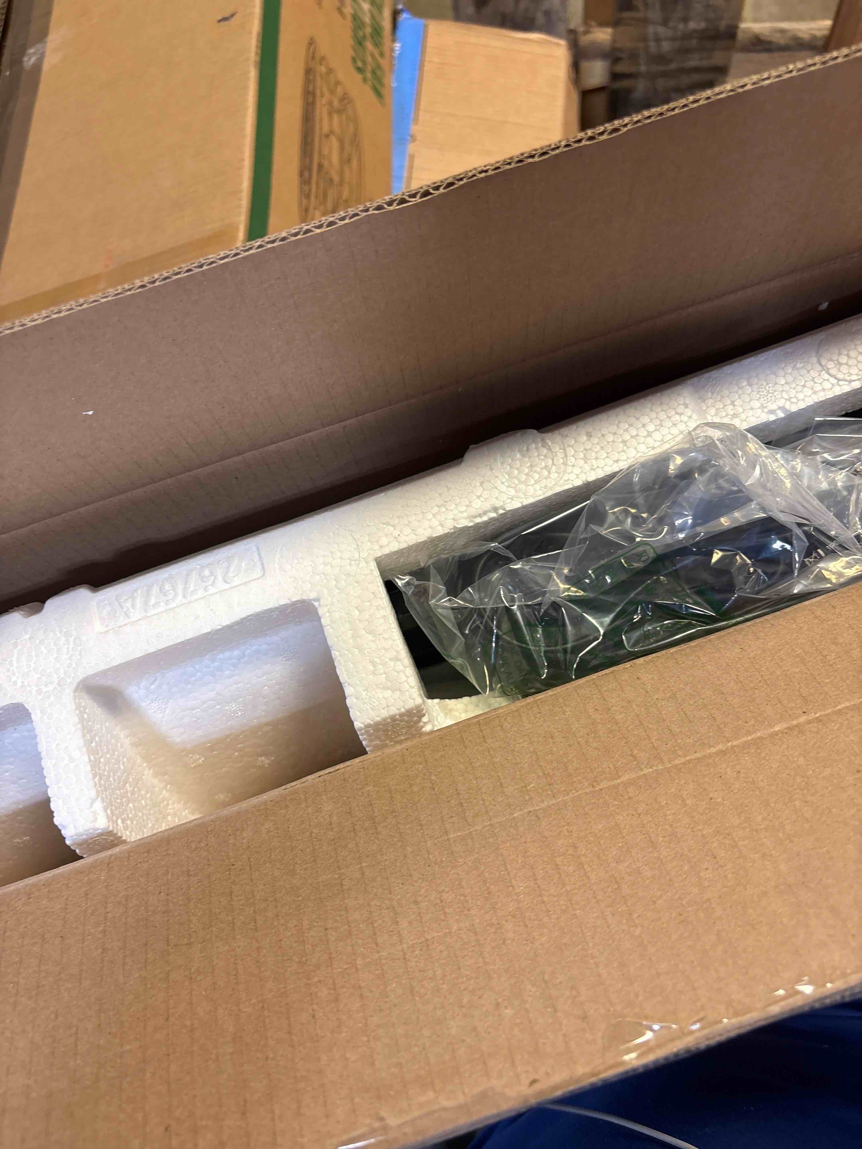 https://s3.amazonaws.com/lotting-images-prod/phillipi/TEA2232802_1756922667963.jpeg