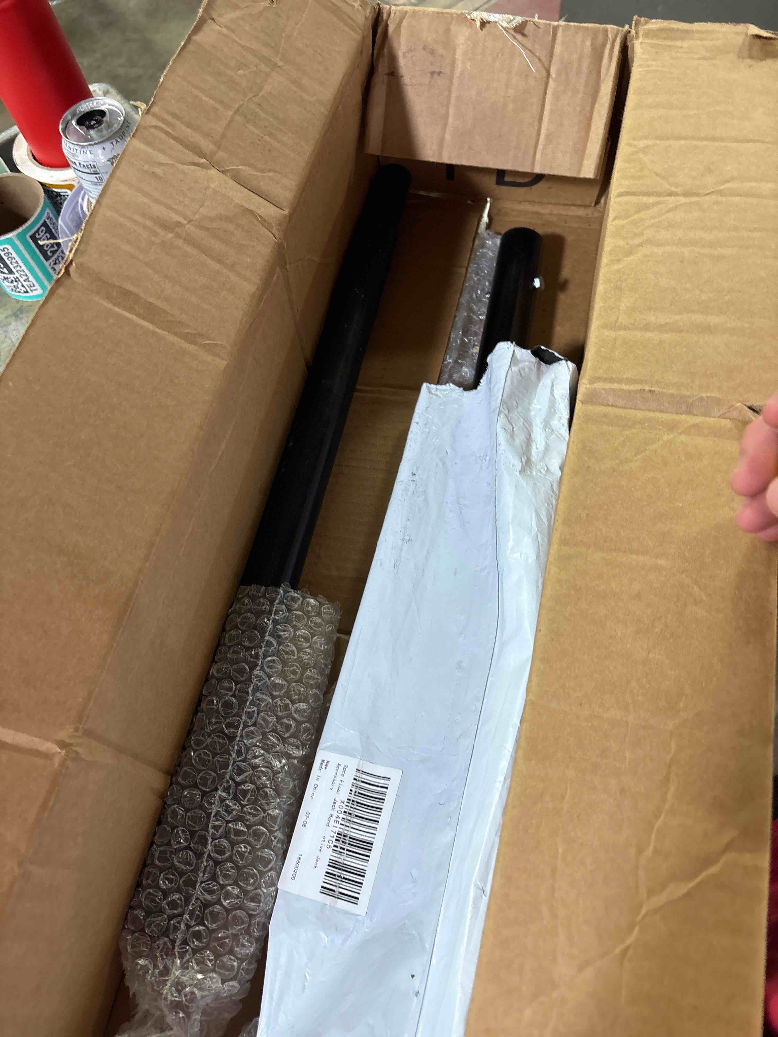 https://s3.amazonaws.com/lotting-images-prod/phillipi/TEA2232944_1758639581265.jpeg