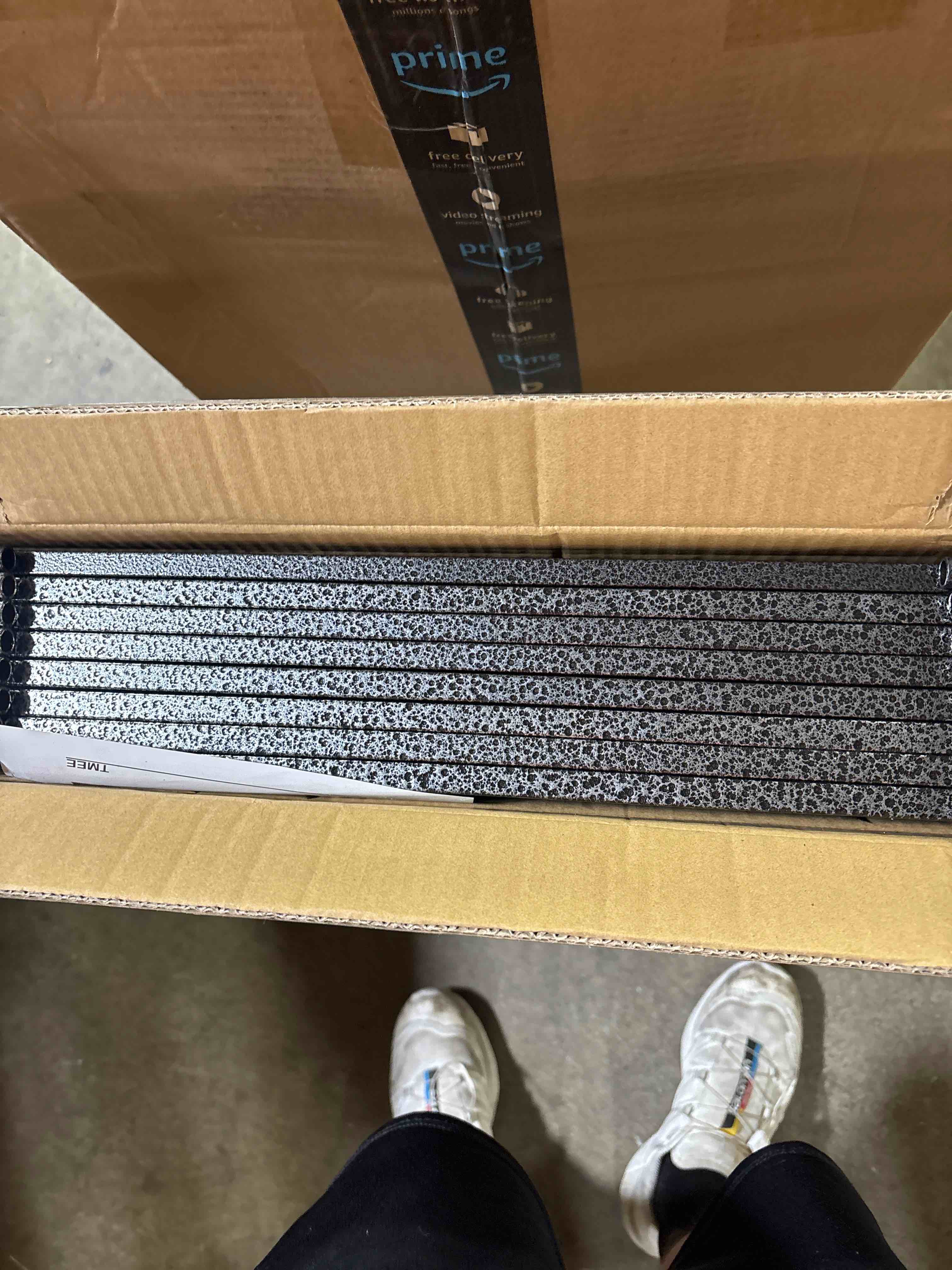 https://s3.amazonaws.com/lotting-images-prod/phillipi/TEA2232945_1758639769399.jpeg