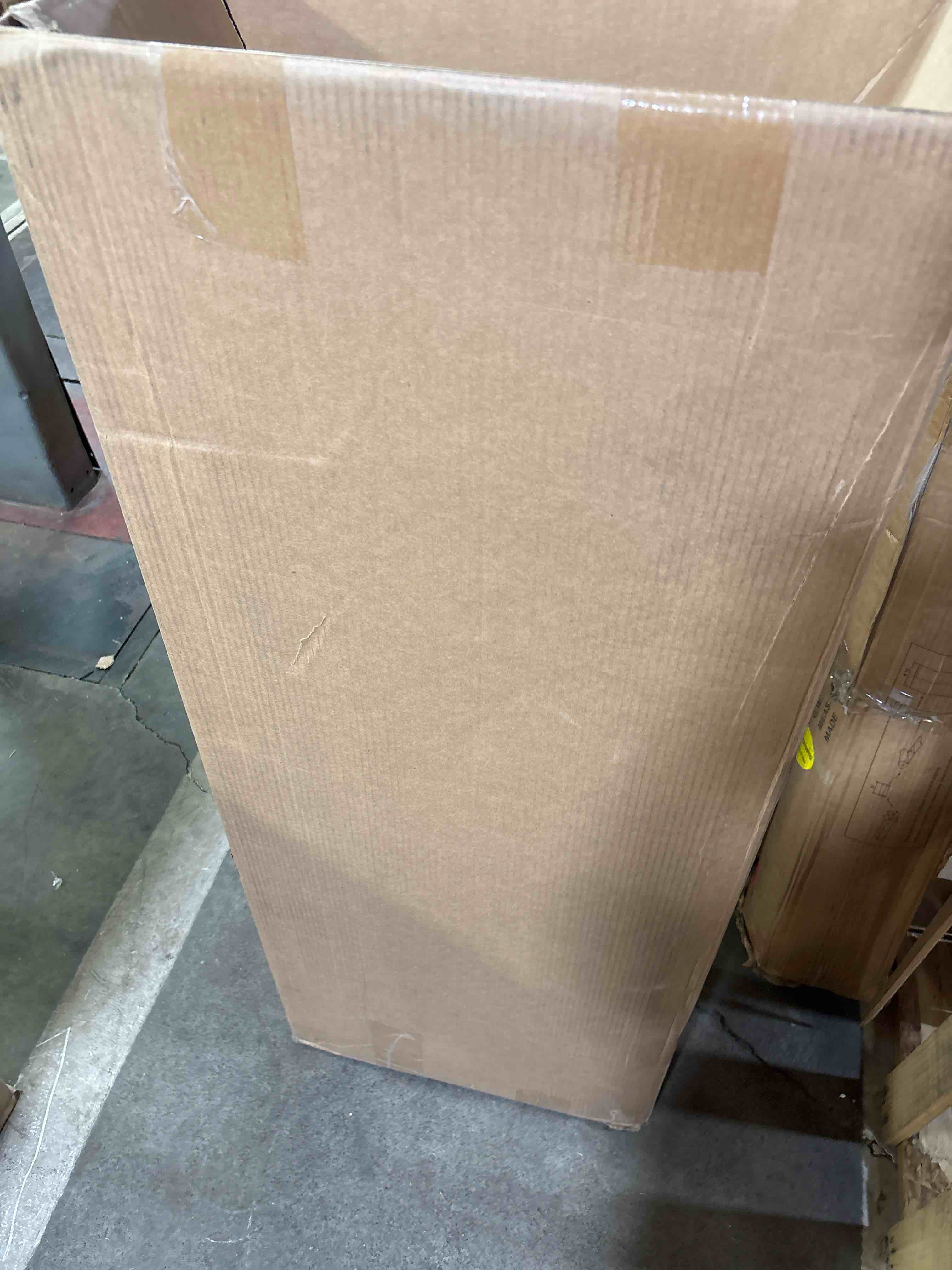 https://s3.amazonaws.com/lotting-images-prod/phillipi/TEA2232951_1758641734230.jpeg