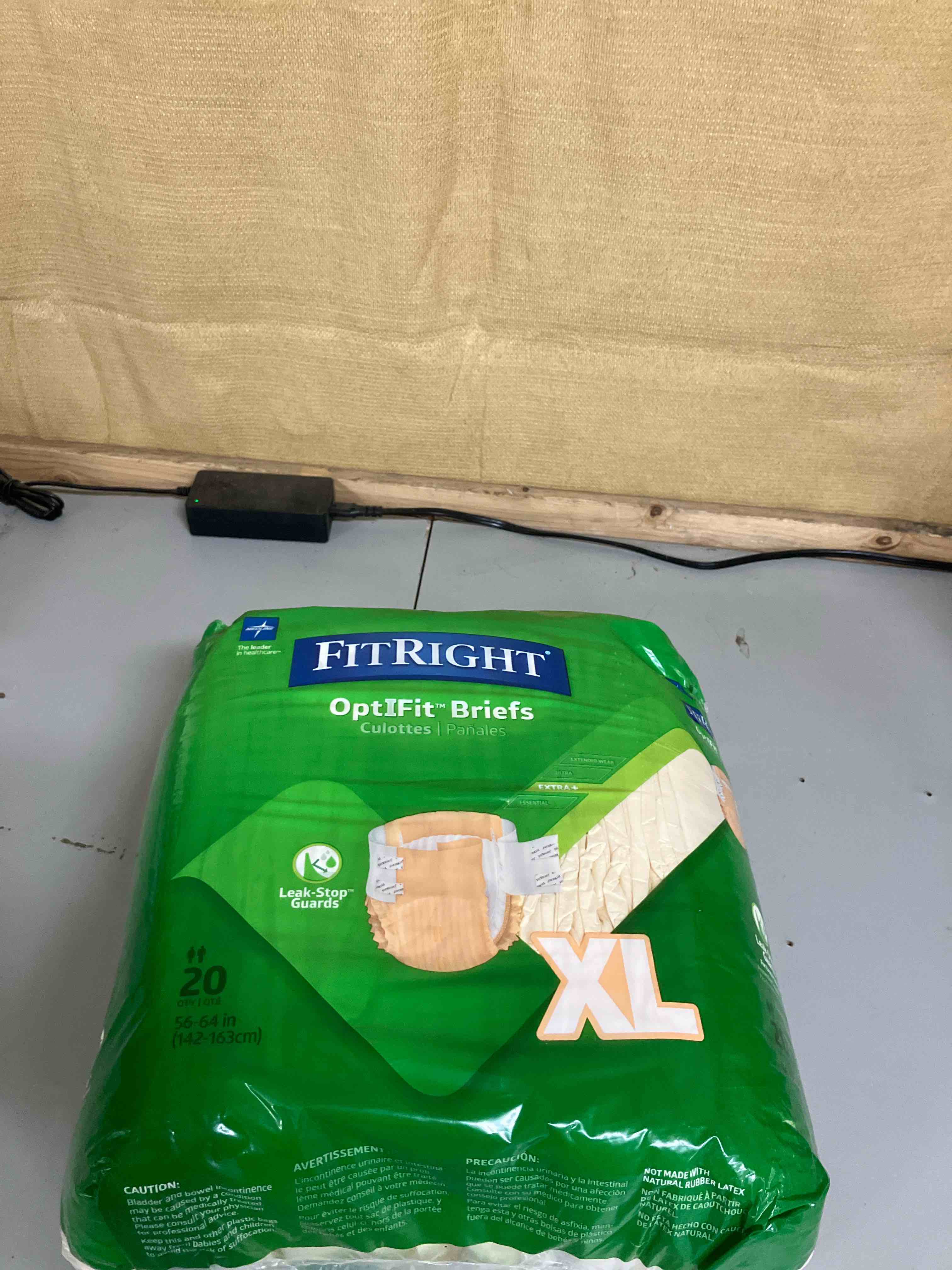 https://s3.amazonaws.com/lotting-images-prod/phillipi/TEA2233069_1743161879788.jpeg