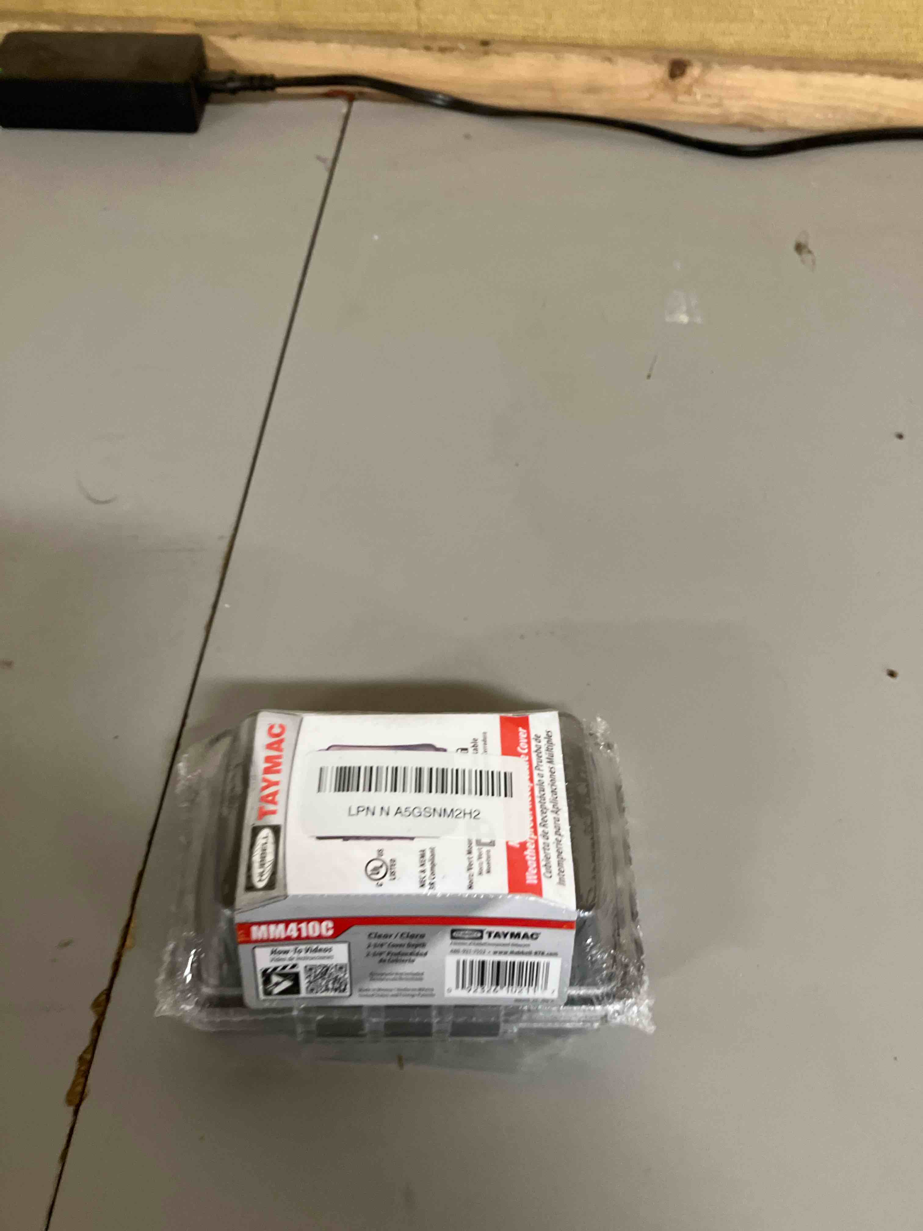 https://s3.amazonaws.com/lotting-images-prod/phillipi/TEA2233097_1743163371092.jpeg