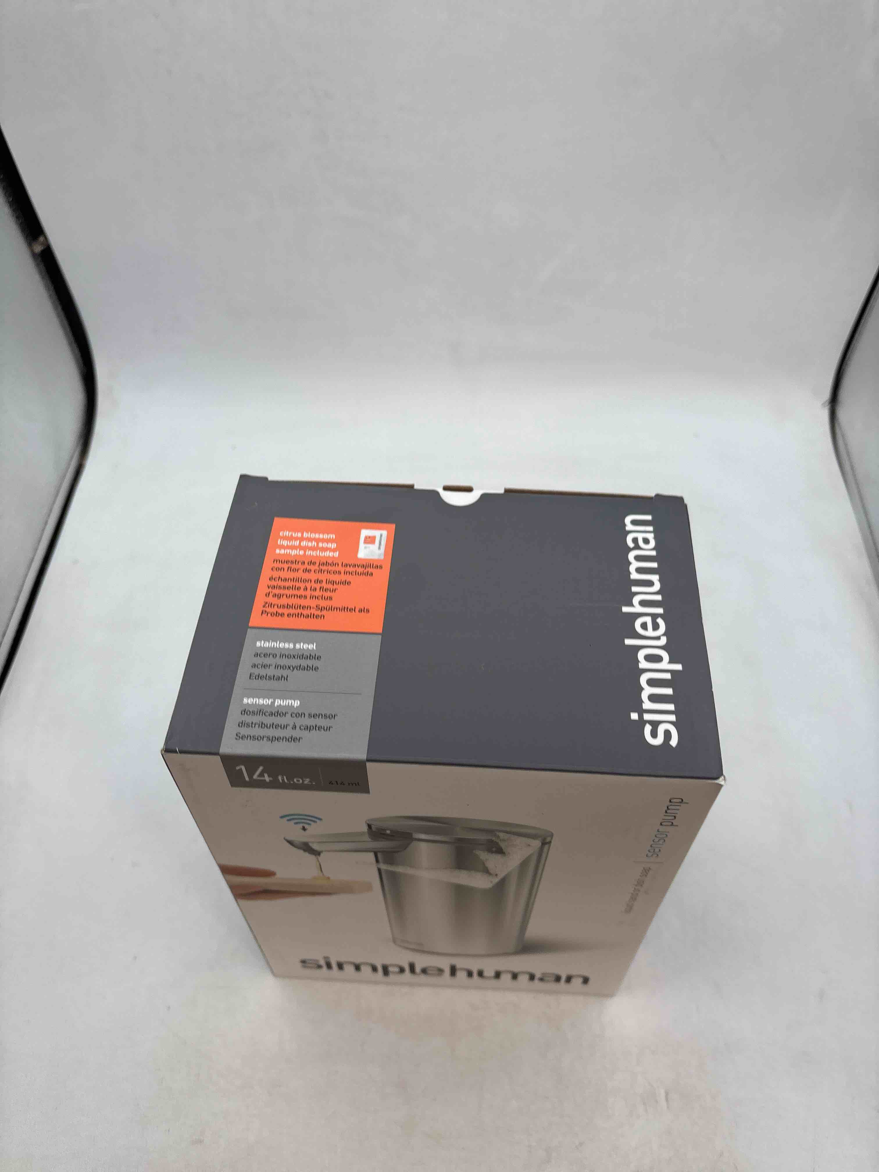 https://s3.amazonaws.com/lotting-images-prod/phillipi/TEA2233698_1743625246673.jpeg