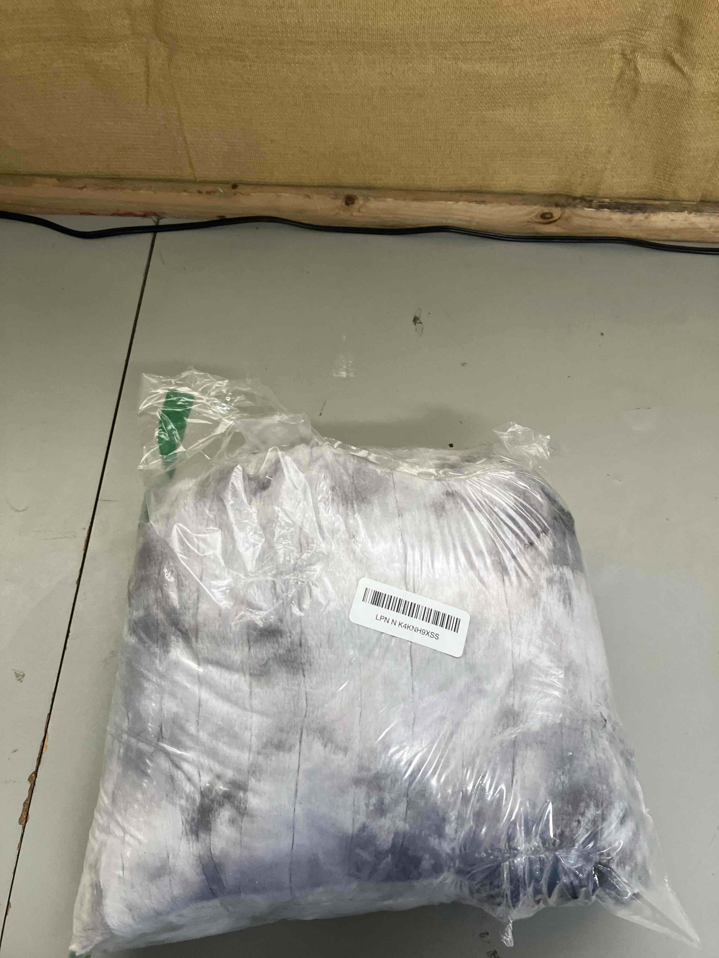 https://s3.amazonaws.com/lotting-images-prod/phillipi/TEA2235061_1744741016704.jpeg