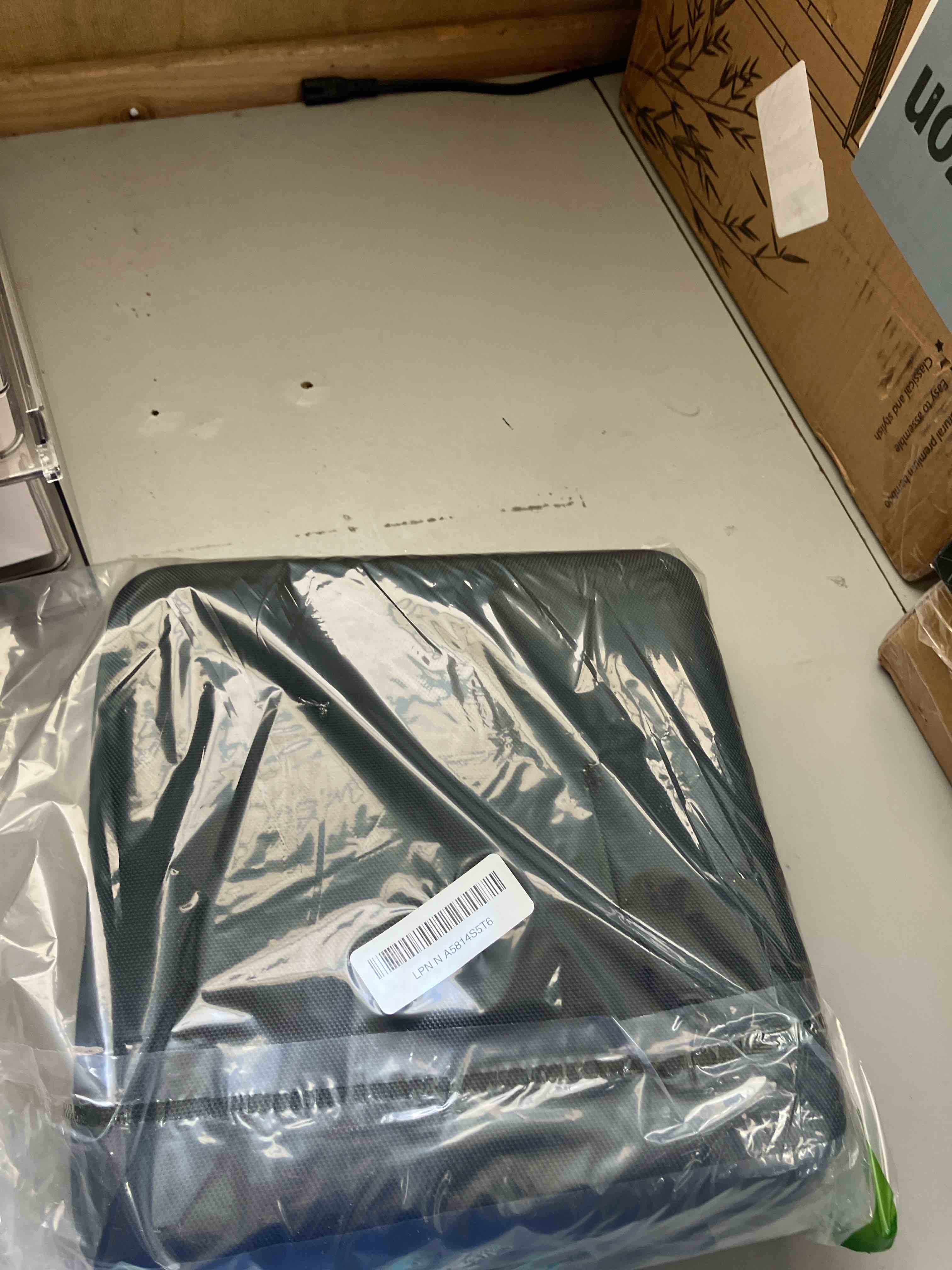 https://s3.amazonaws.com/lotting-images-prod/phillipi/TEA2235141_1744812790569.jpeg