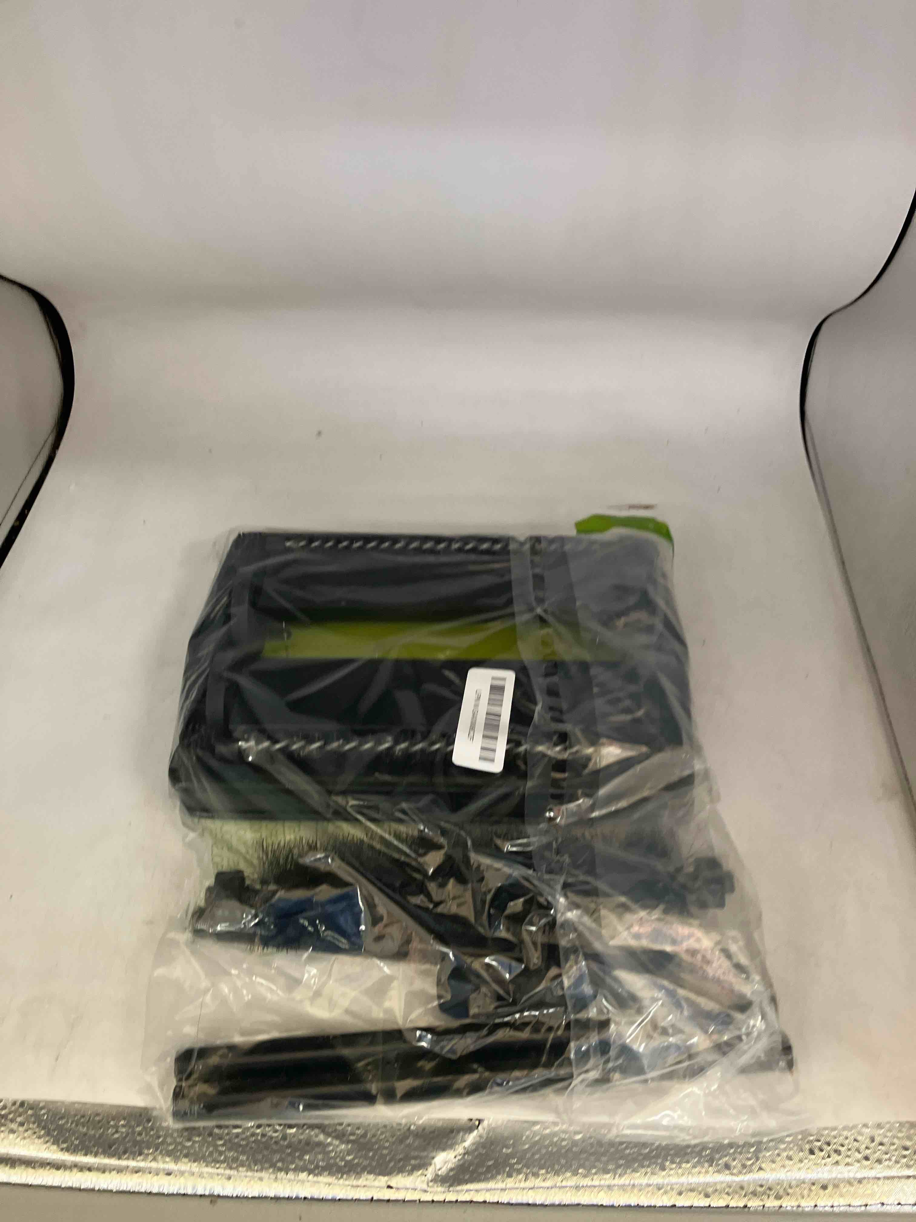 https://s3.amazonaws.com/lotting-images-prod/phillipi/TEA2235791_1745499726438.jpeg