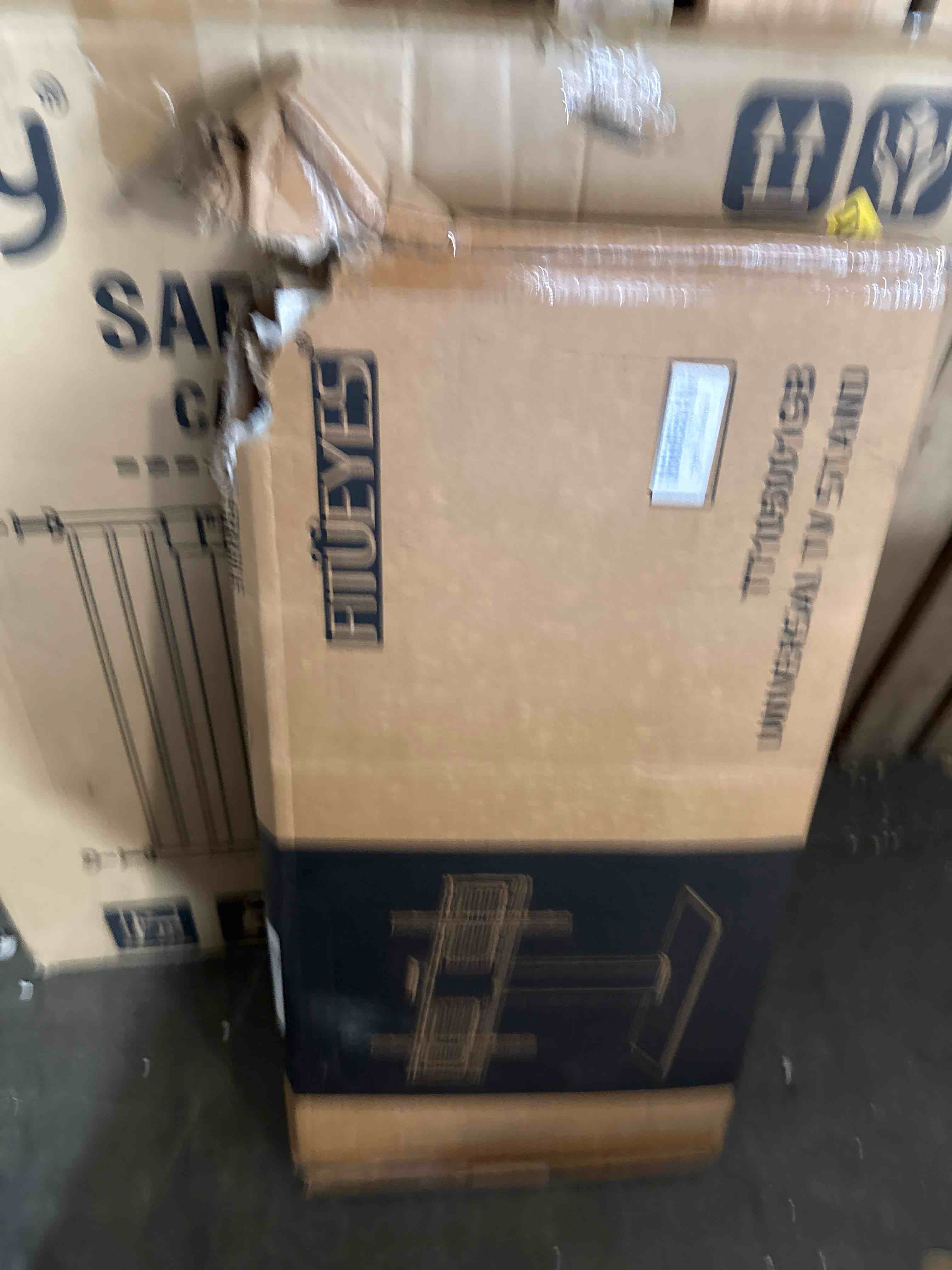https://s3.amazonaws.com/lotting-images-prod/phillipi/TEA2236003_1752603310013.jpeg