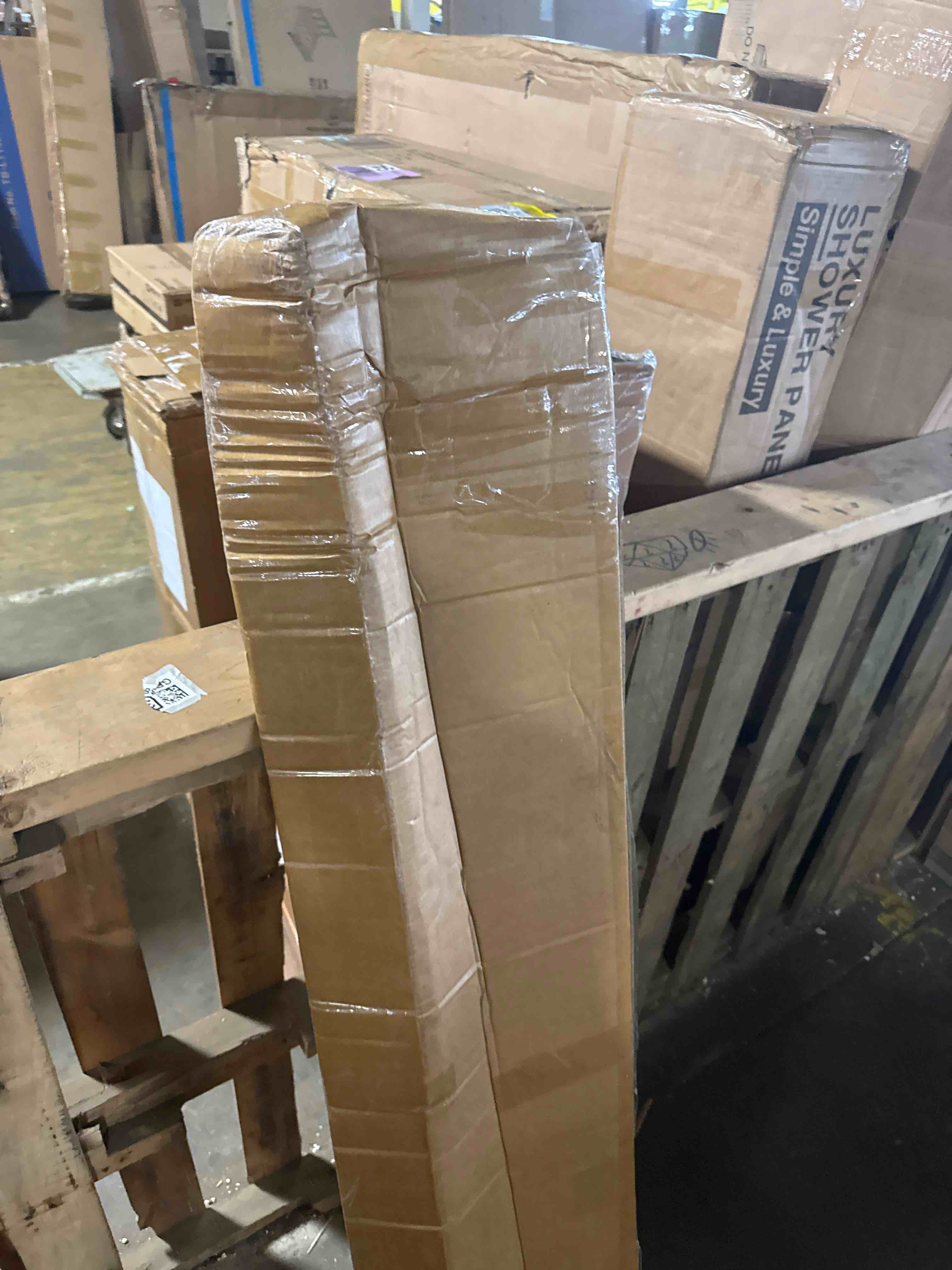 https://s3.amazonaws.com/lotting-images-prod/phillipi/TEA2236035_1752608718274.jpeg