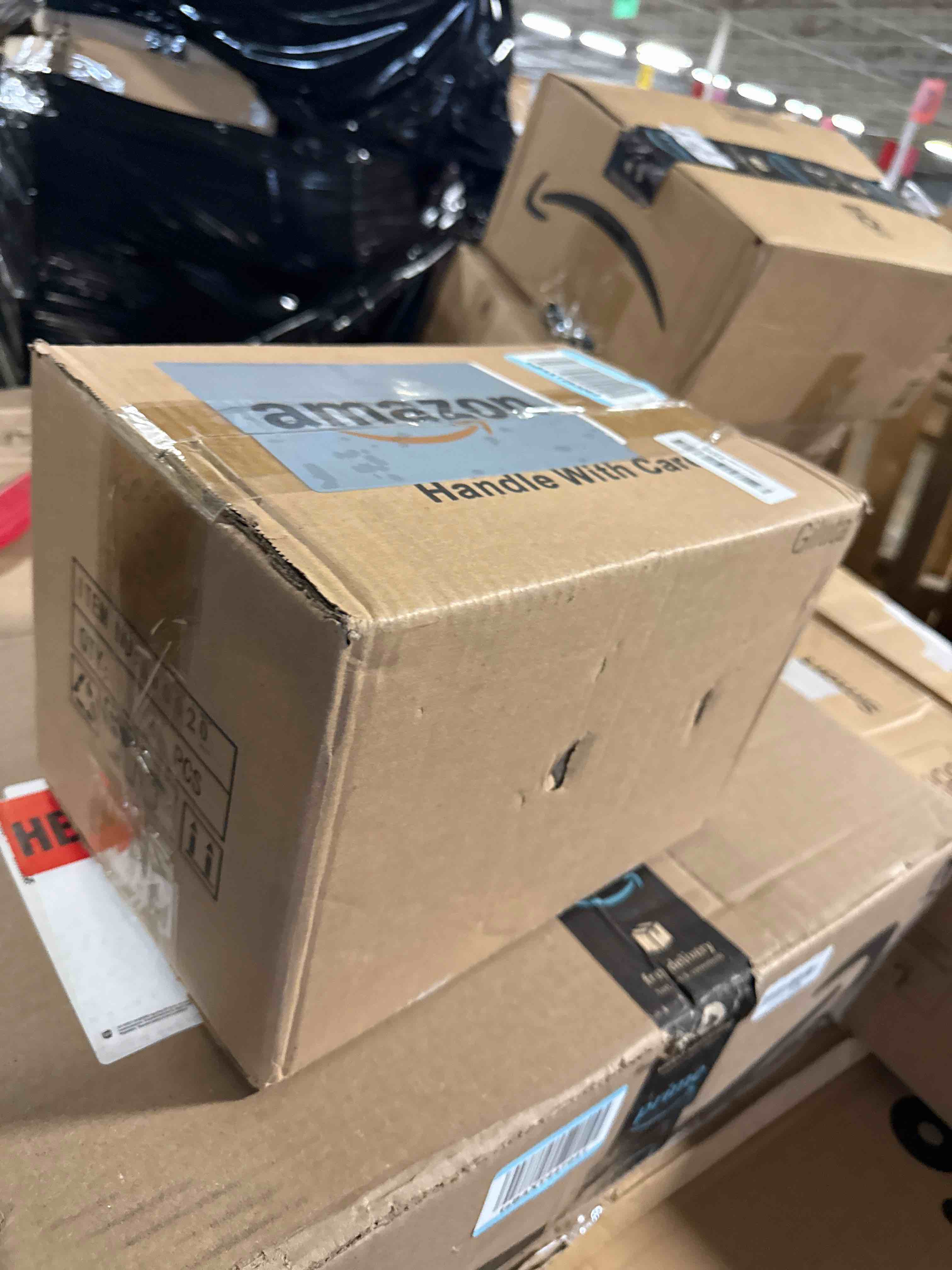 https://s3.amazonaws.com/lotting-images-prod/phillipi/TEA2236044_1752613303043.jpeg