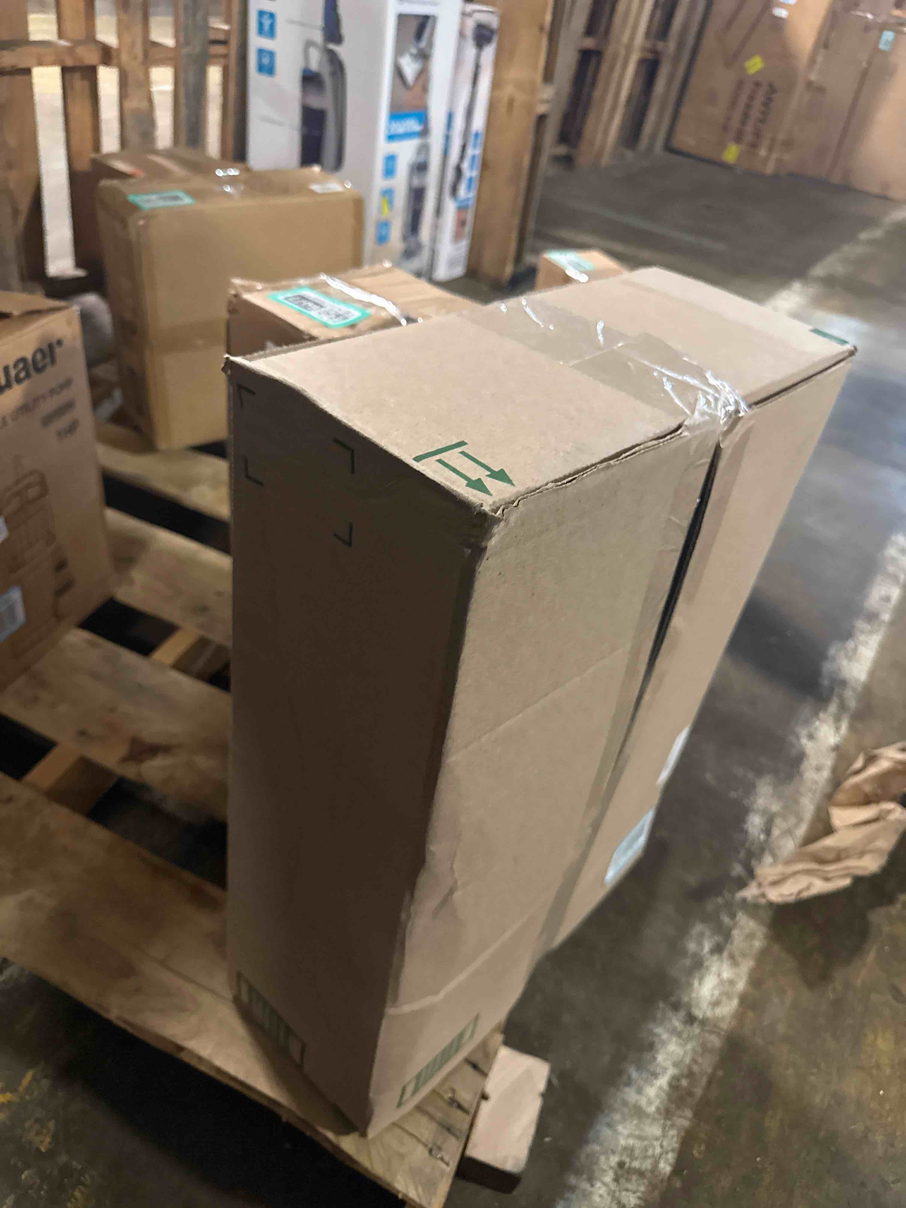 https://s3.amazonaws.com/lotting-images-prod/phillipi/TEA2236080_1752673681029.jpeg