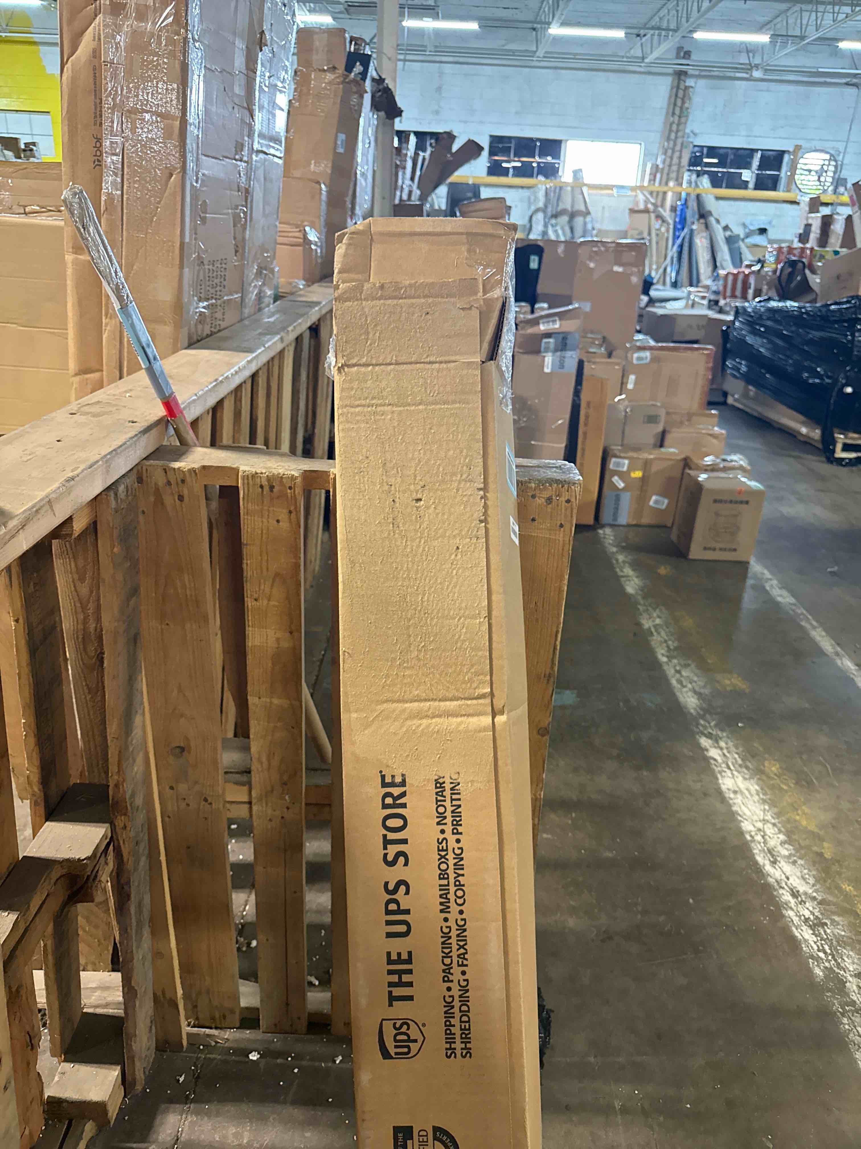 https://s3.amazonaws.com/lotting-images-prod/phillipi/TEA2236091_1752675350819.jpeg
