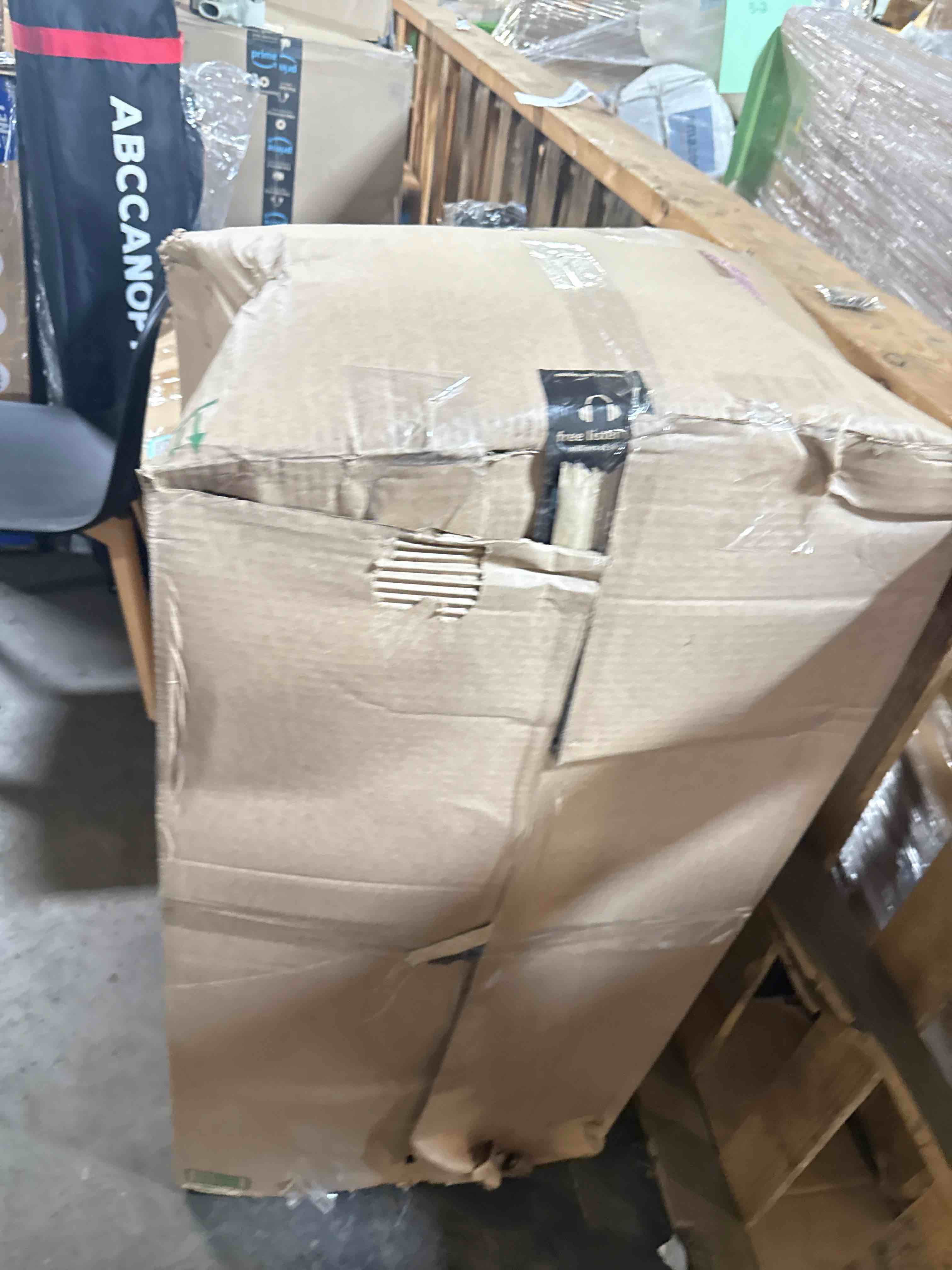https://s3.amazonaws.com/lotting-images-prod/phillipi/TEA2236160_1754504451228.jpeg