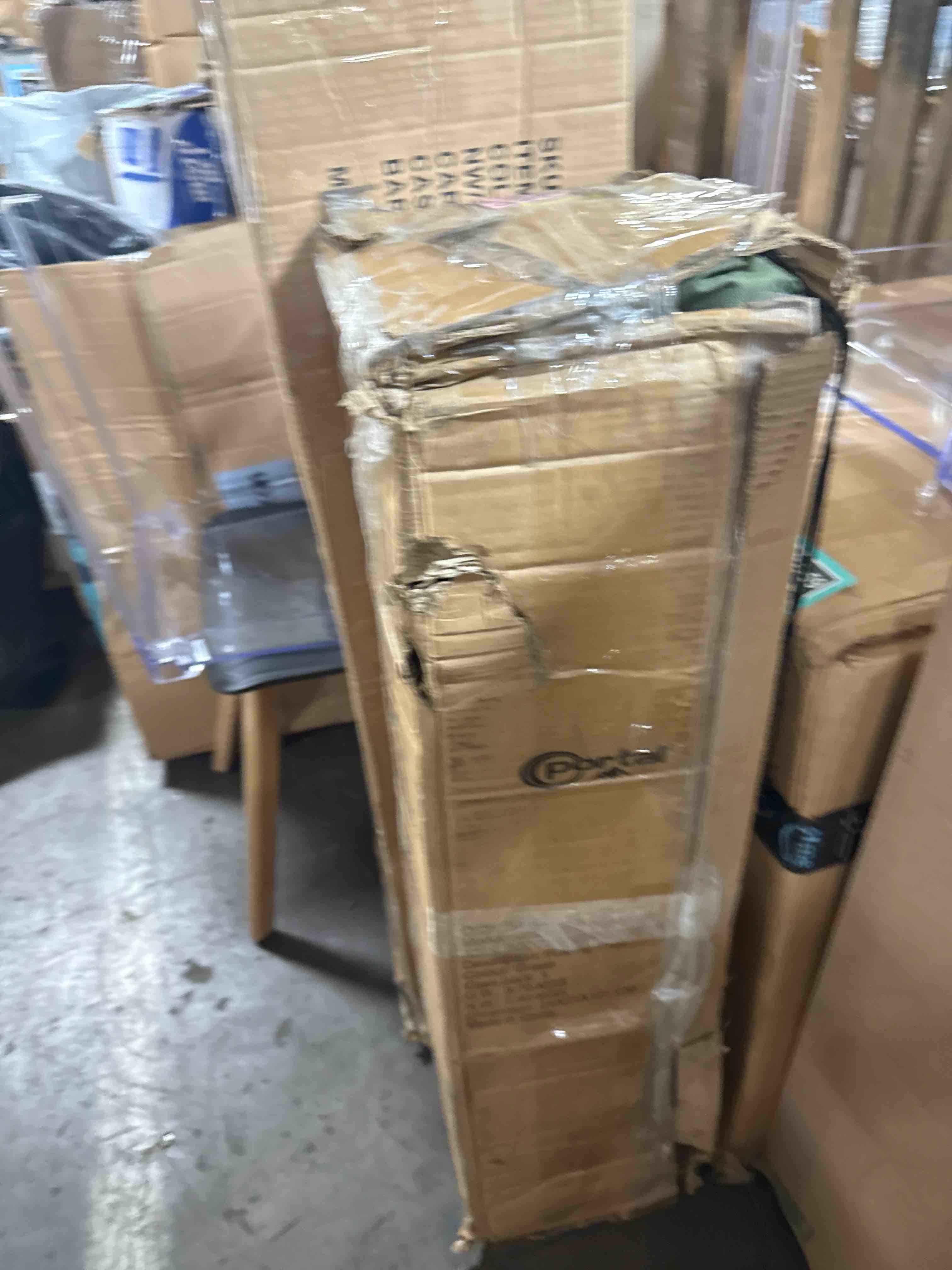 https://s3.amazonaws.com/lotting-images-prod/phillipi/TEA2236167_1754505547924.jpeg