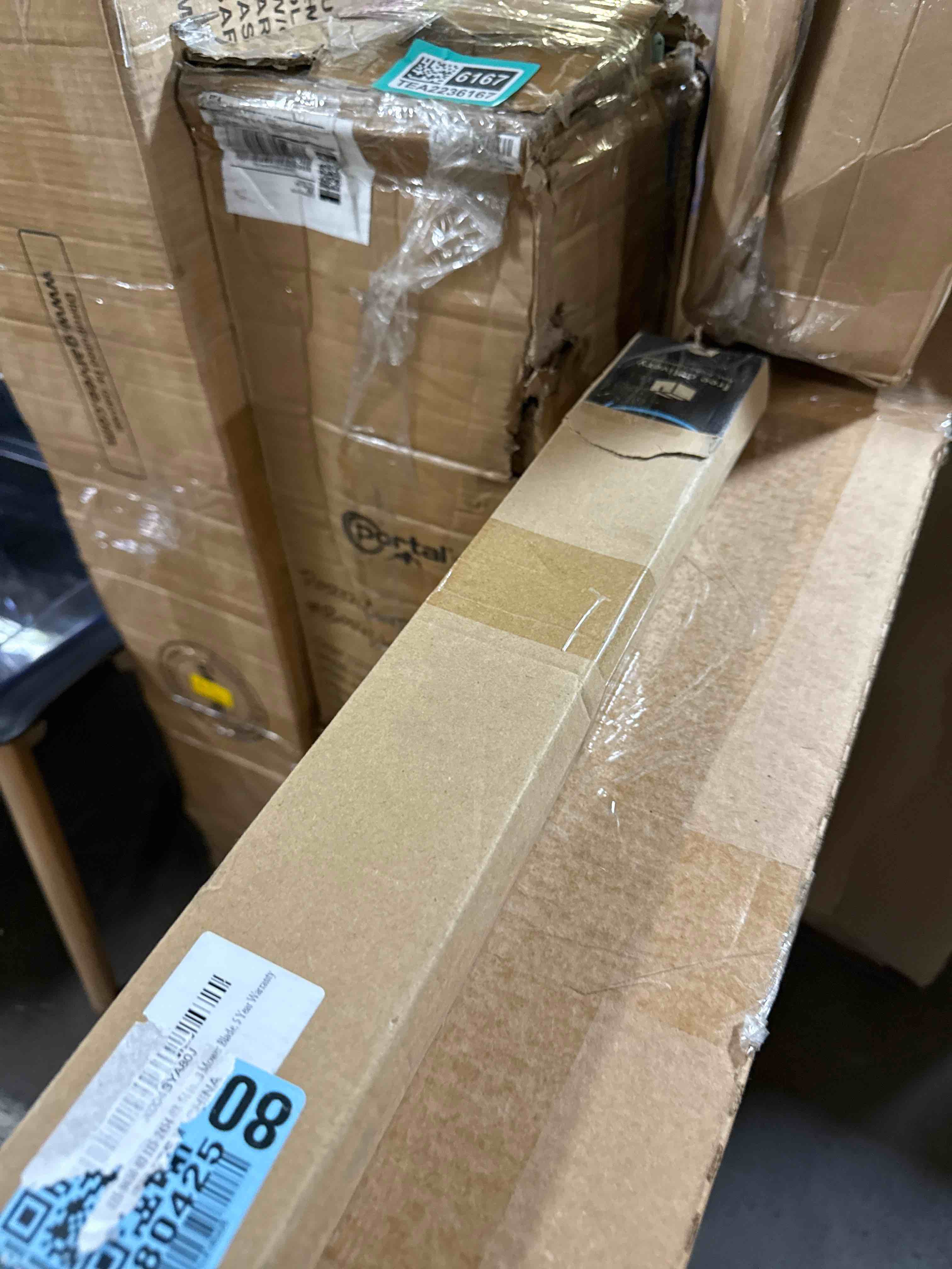 https://s3.amazonaws.com/lotting-images-prod/phillipi/TEA2236175_1754507154176.jpeg