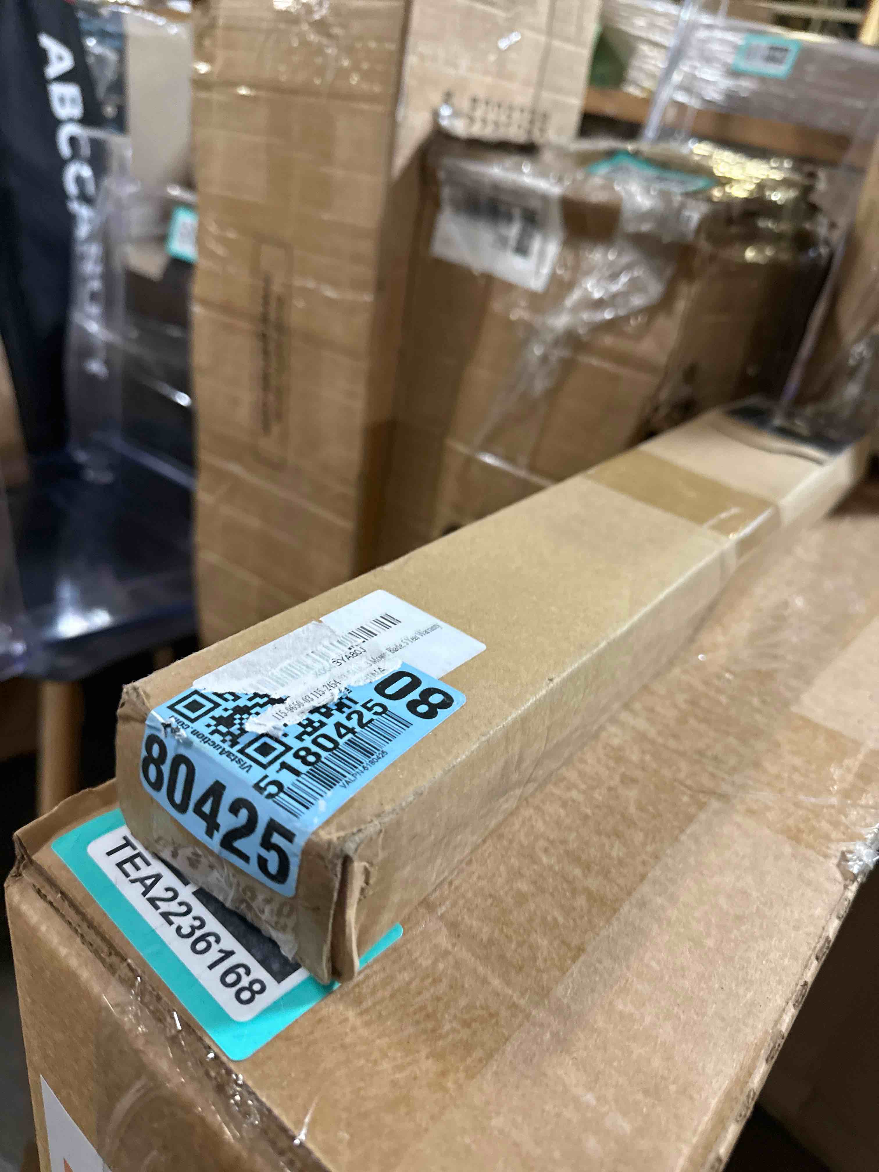 https://s3.amazonaws.com/lotting-images-prod/phillipi/TEA2236175_1754507156295.jpeg