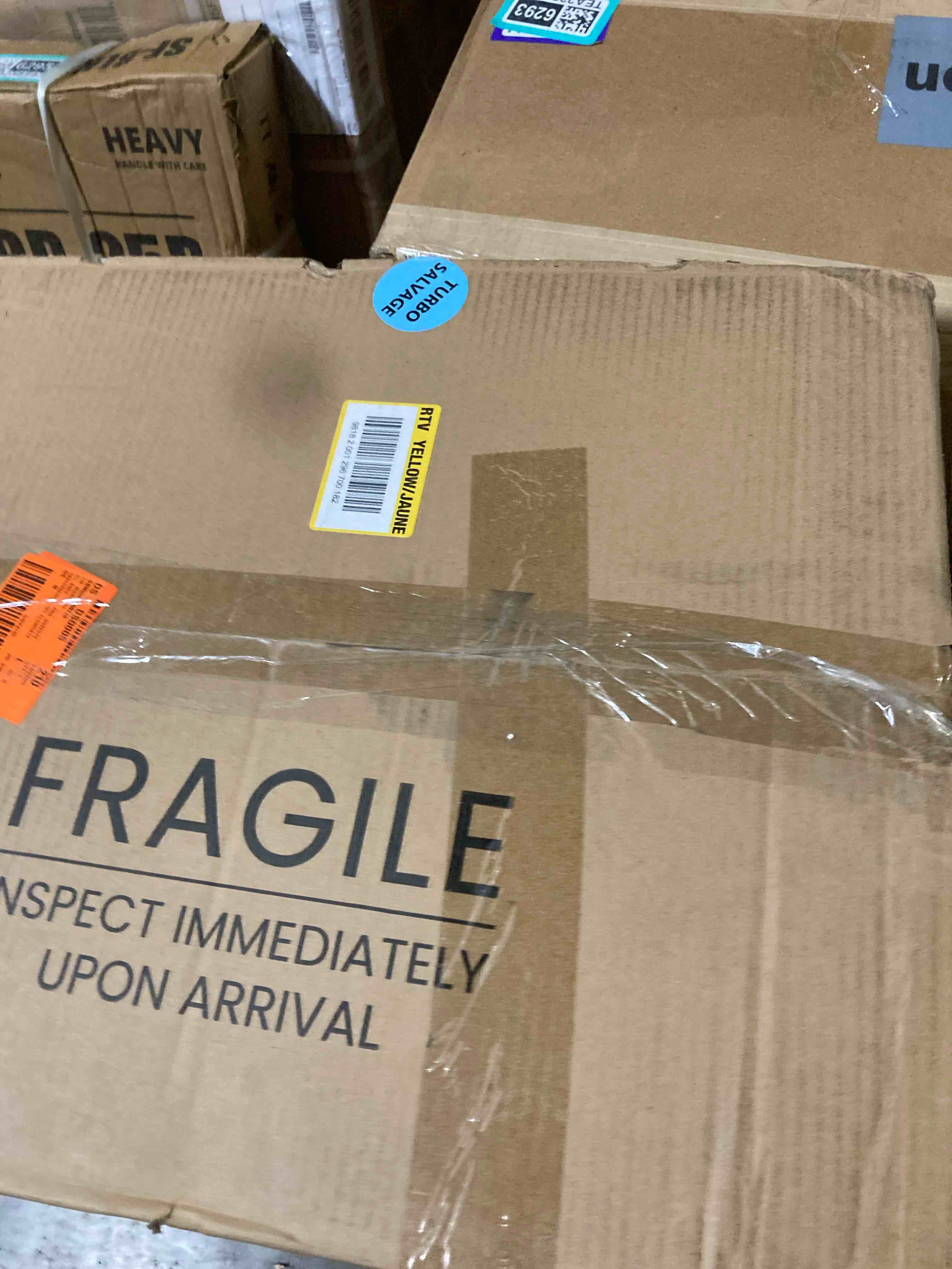 https://s3.amazonaws.com/lotting-images-prod/phillipi/TEA2236289_1754680810437.jpeg