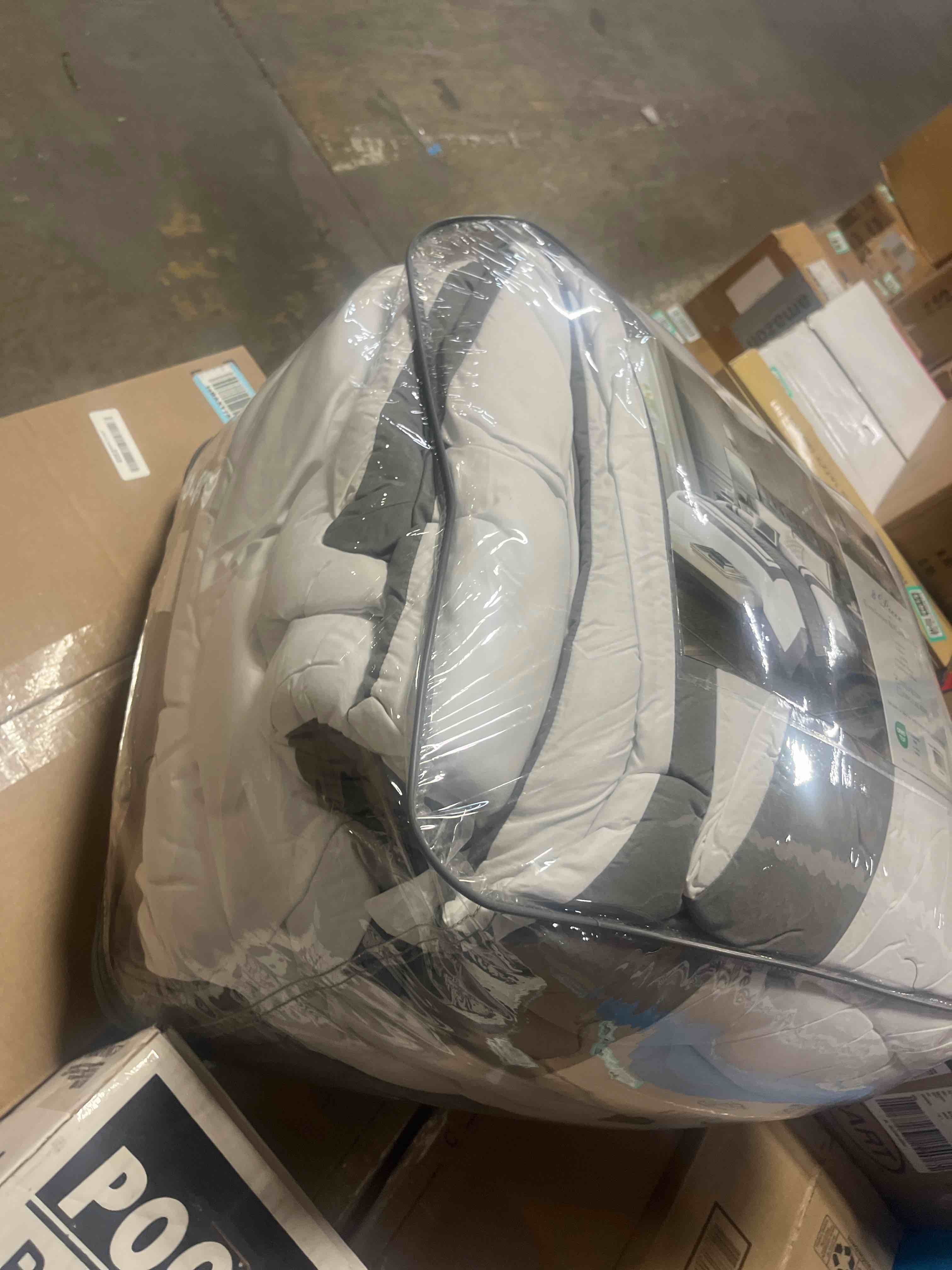https://s3.amazonaws.com/lotting-images-prod/phillipi/TEA2236597_1755707954194.jpeg