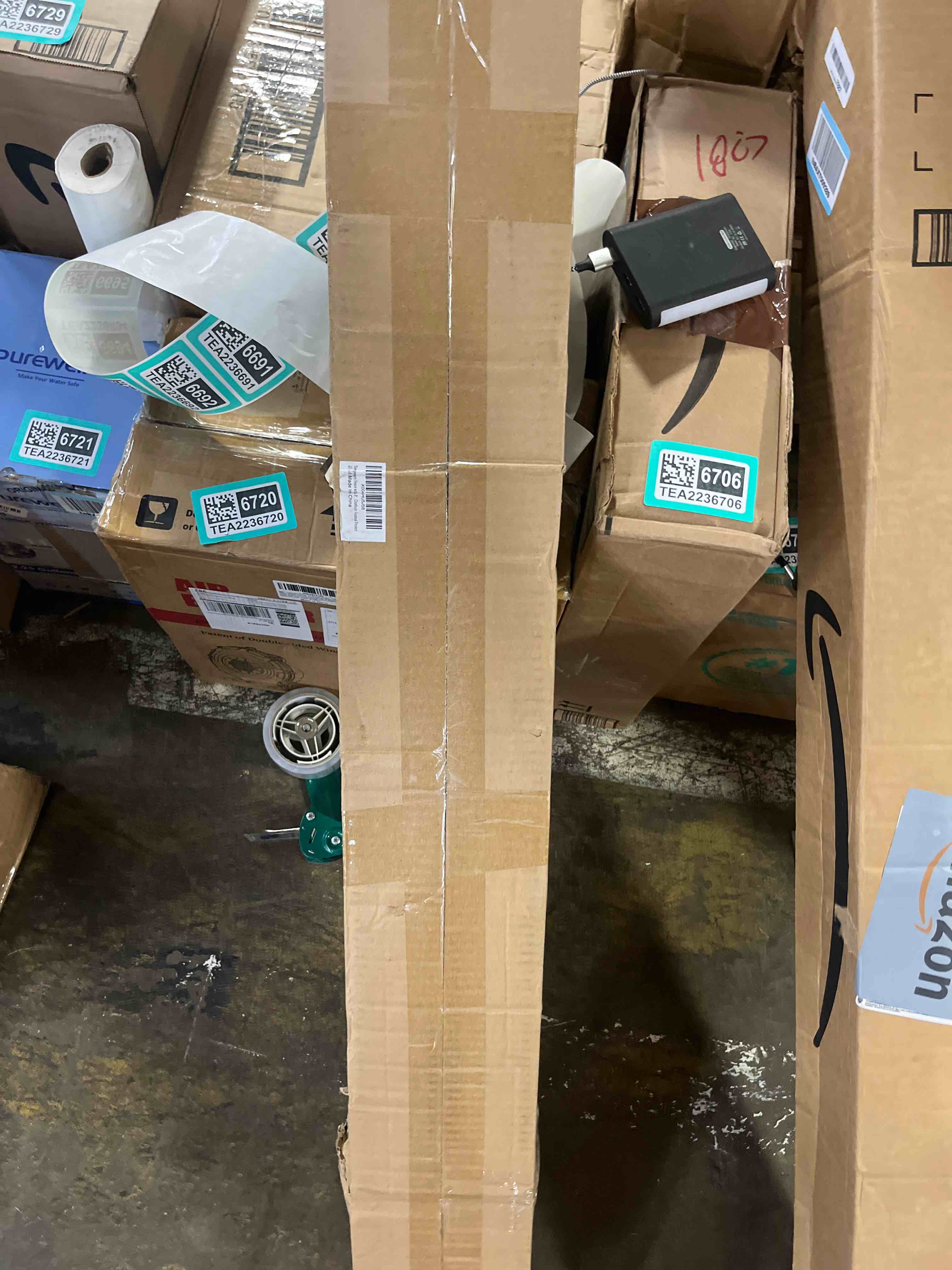 https://s3.amazonaws.com/lotting-images-prod/phillipi/TEA2236695_1755624801481.jpeg