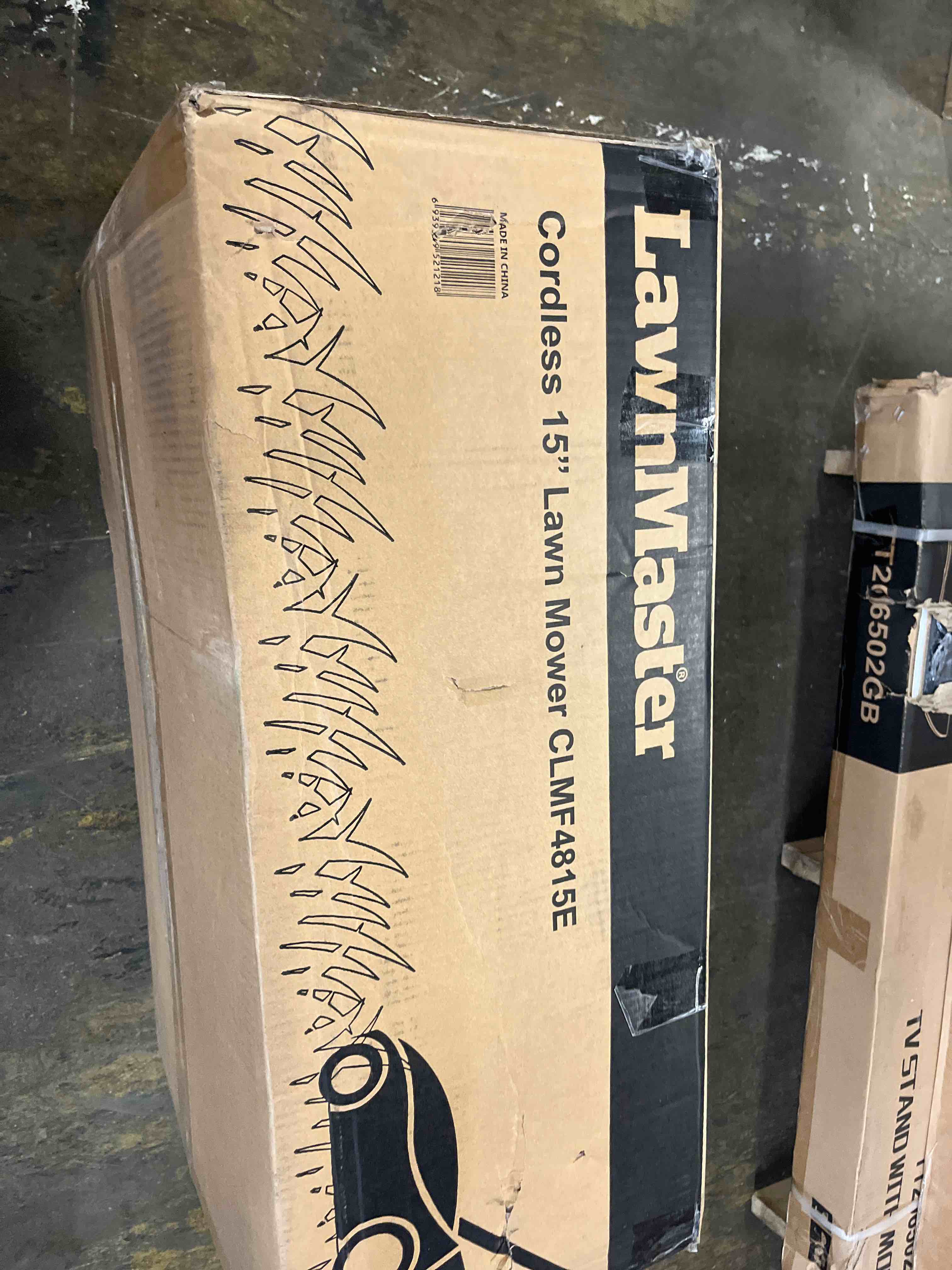 https://s3.amazonaws.com/lotting-images-prod/phillipi/TEA2236704_1755623622514.jpeg