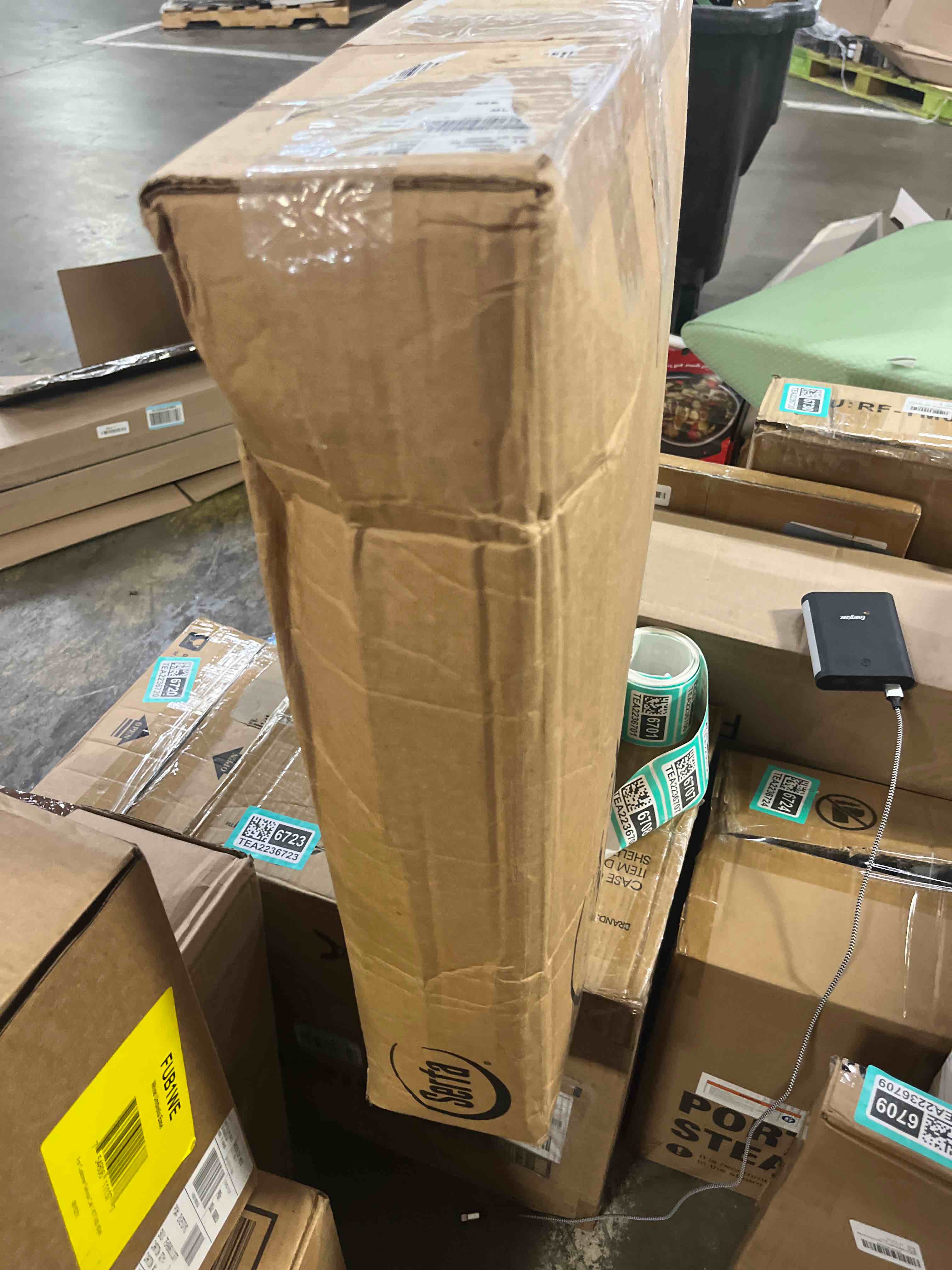 https://s3.amazonaws.com/lotting-images-prod/phillipi/TEA2236708_1755623199293.jpeg